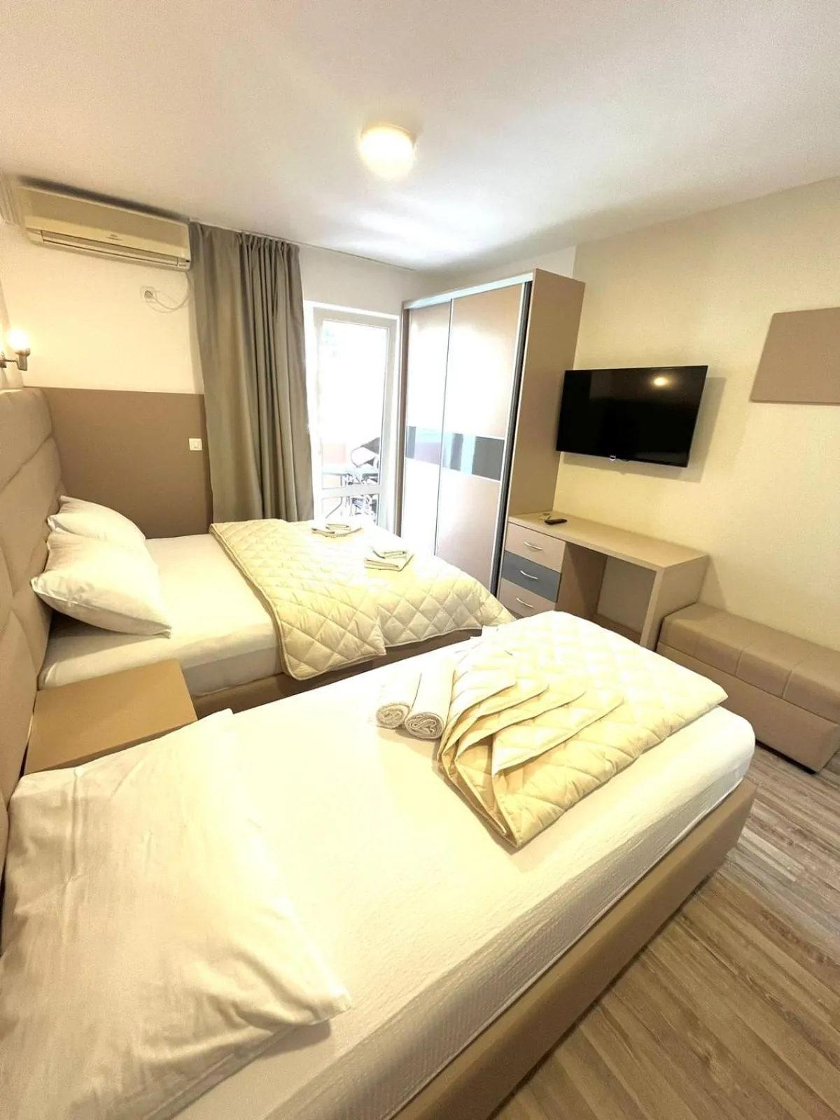 Bed in Apartments Sofija