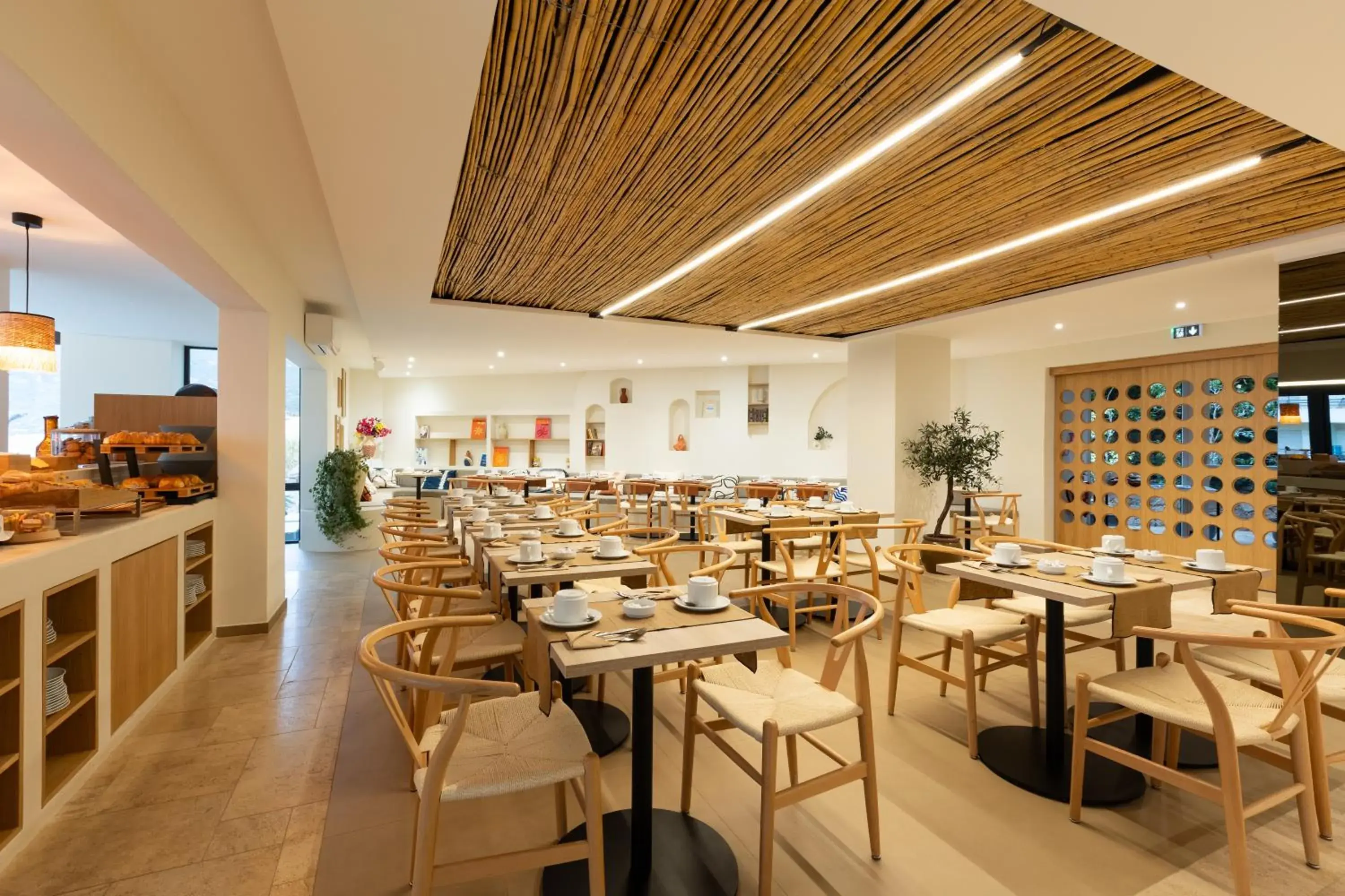 Breakfast in Le Mariana Breakfast in Le Mariana