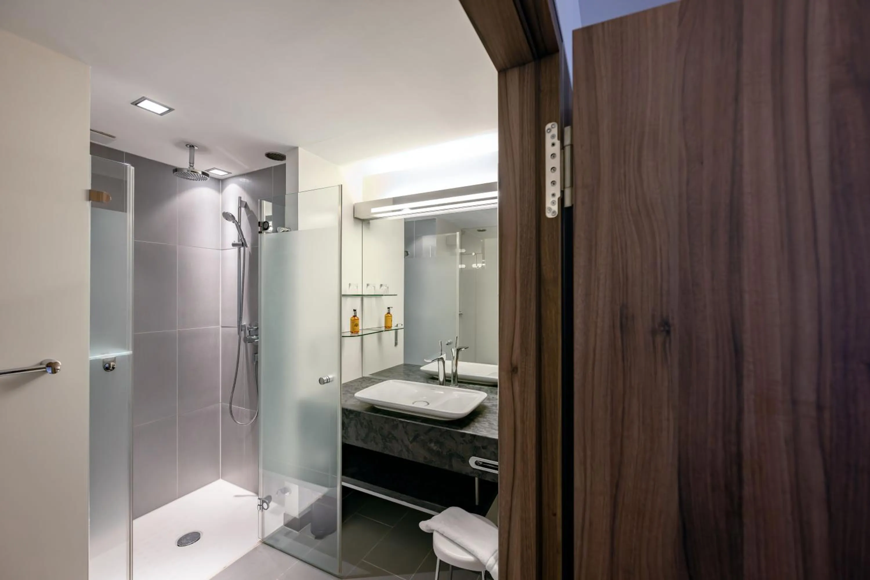 Bathroom in Rathener Hof by STEIGER Hotels