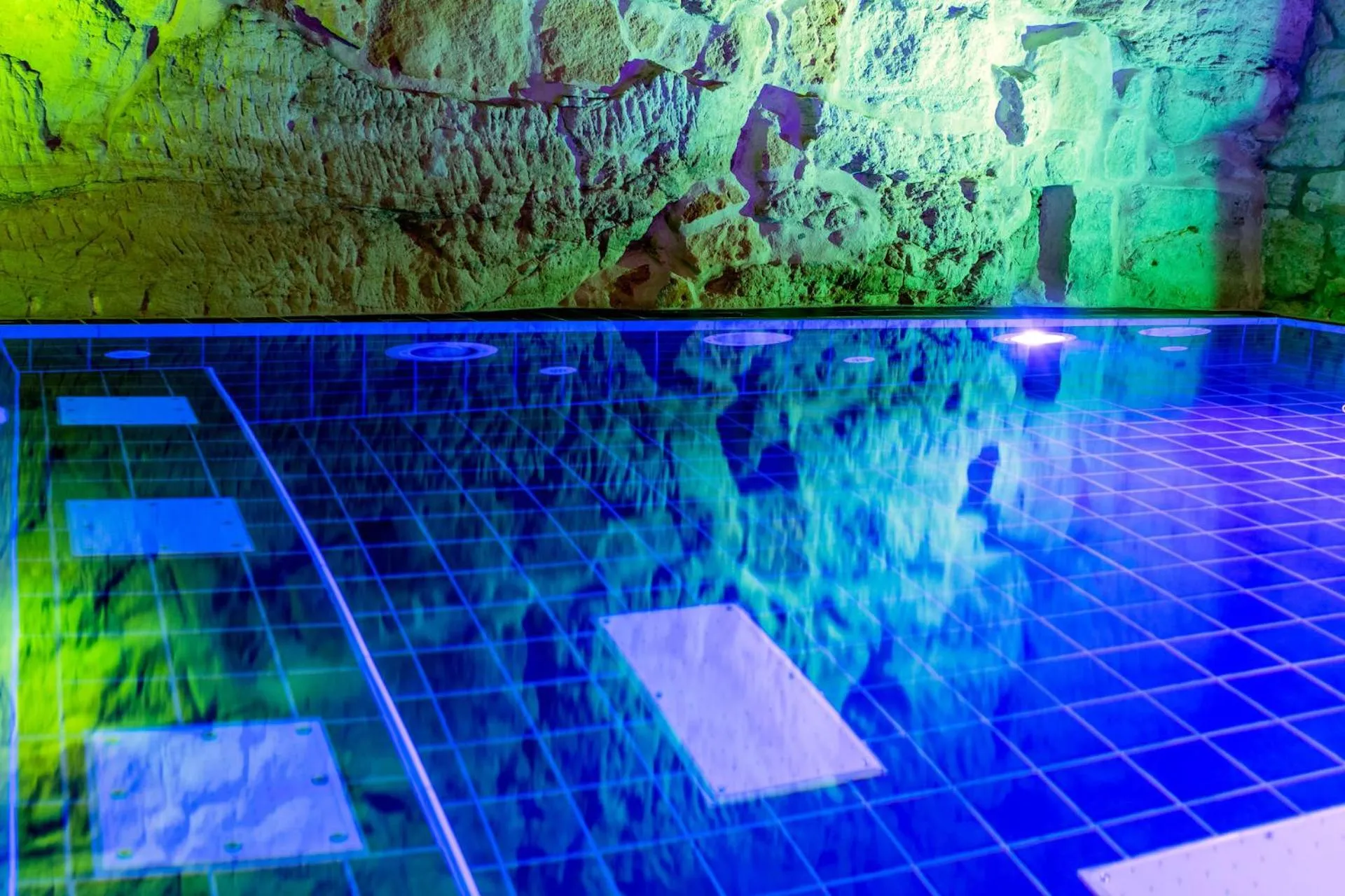 Pool view in Rathener Hof by STEIGER Hotels