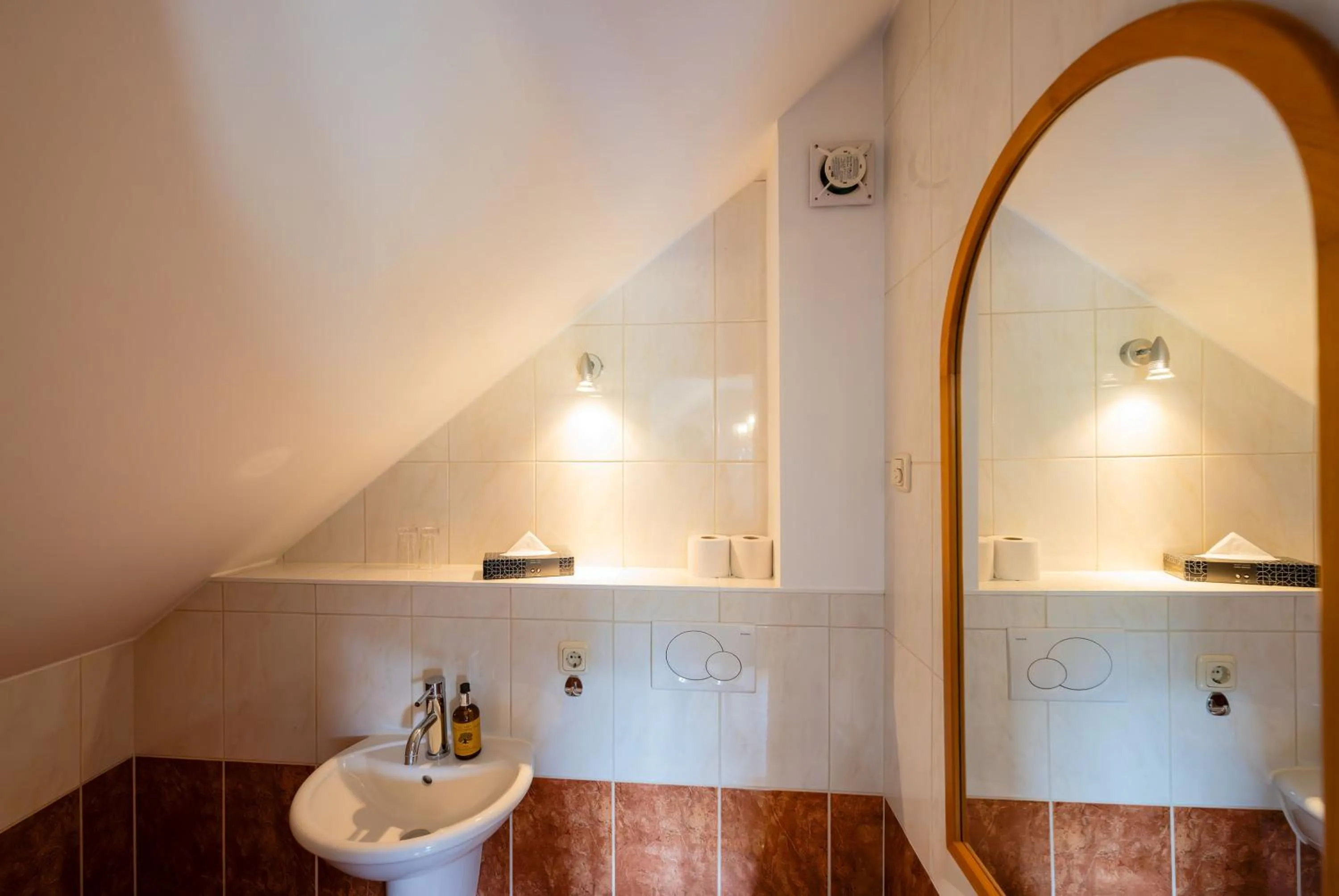 Bathroom in Rathener Hof by STEIGER Hotels
