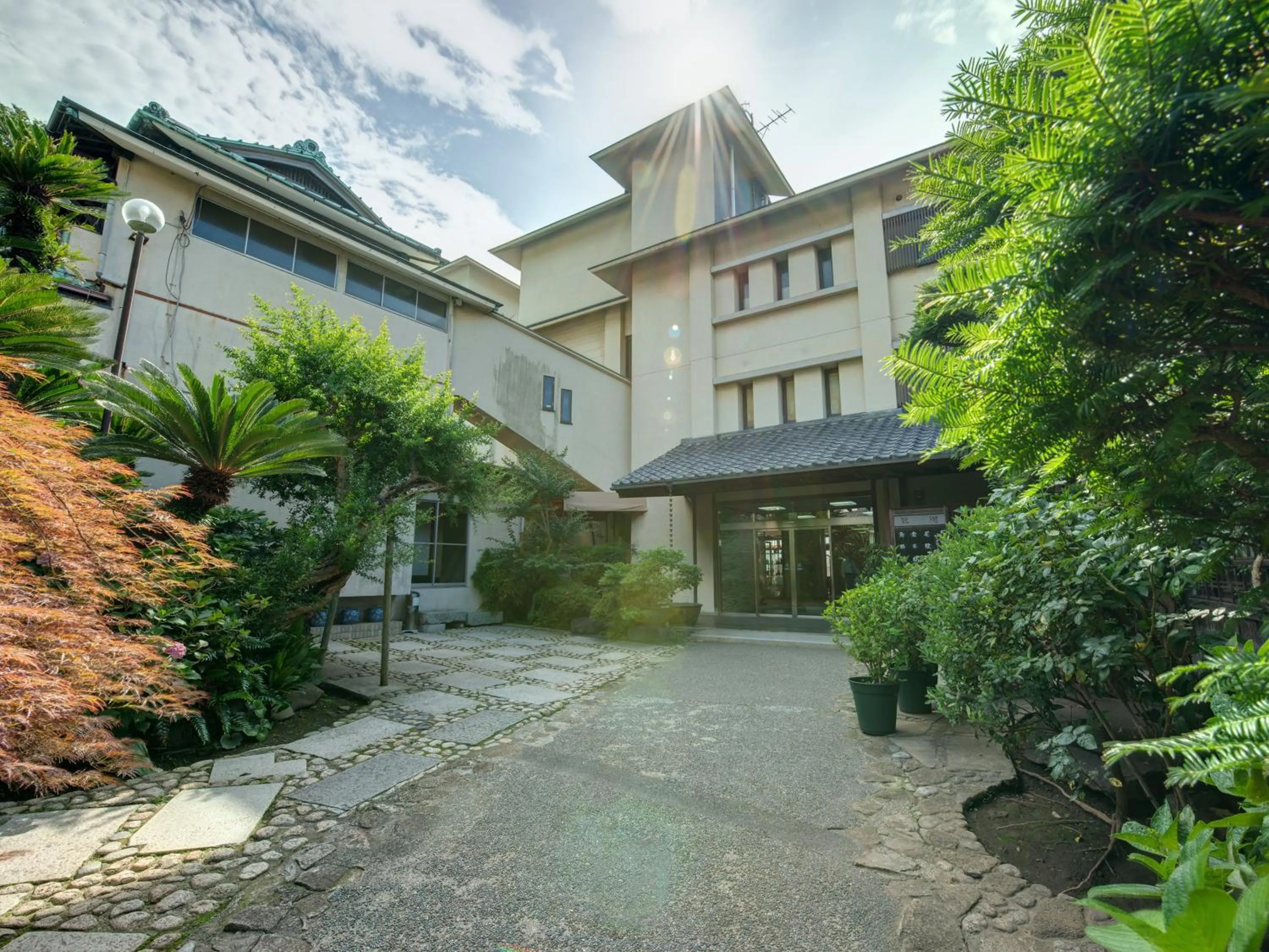 Property building in Iwamotoro