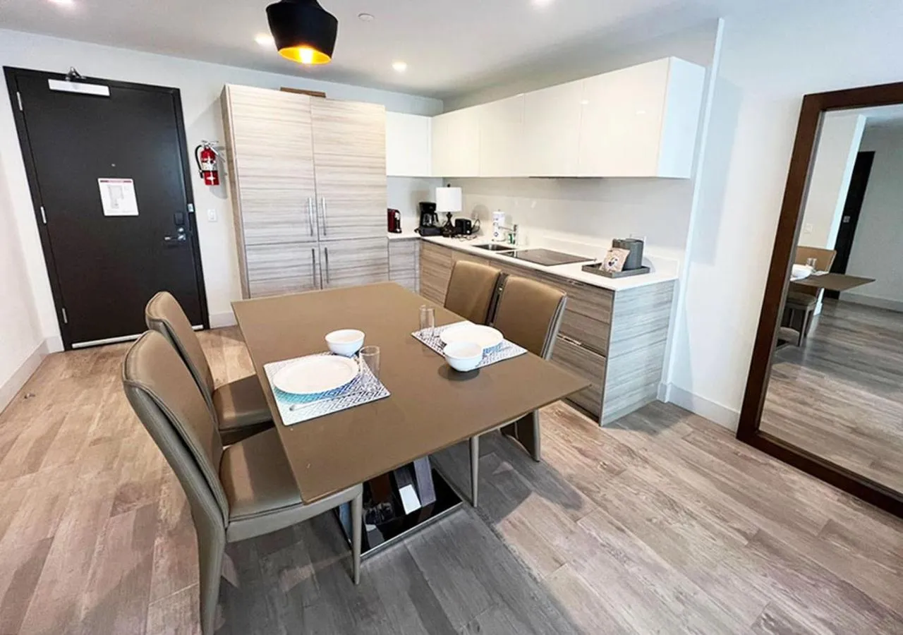 Decorative detail in Global Rent Apart - Costa Hollywood