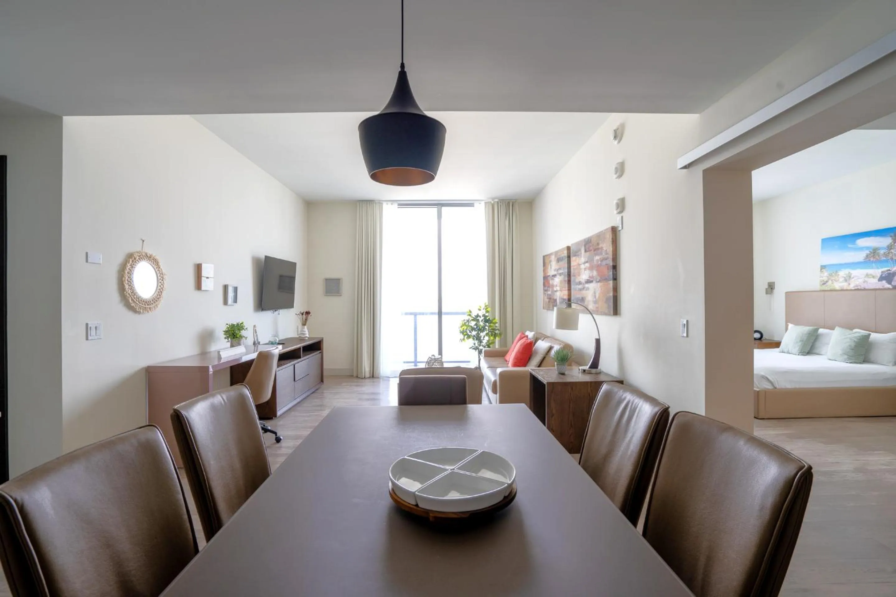 TV and multimedia in Global Rent Apart - Costa Hollywood