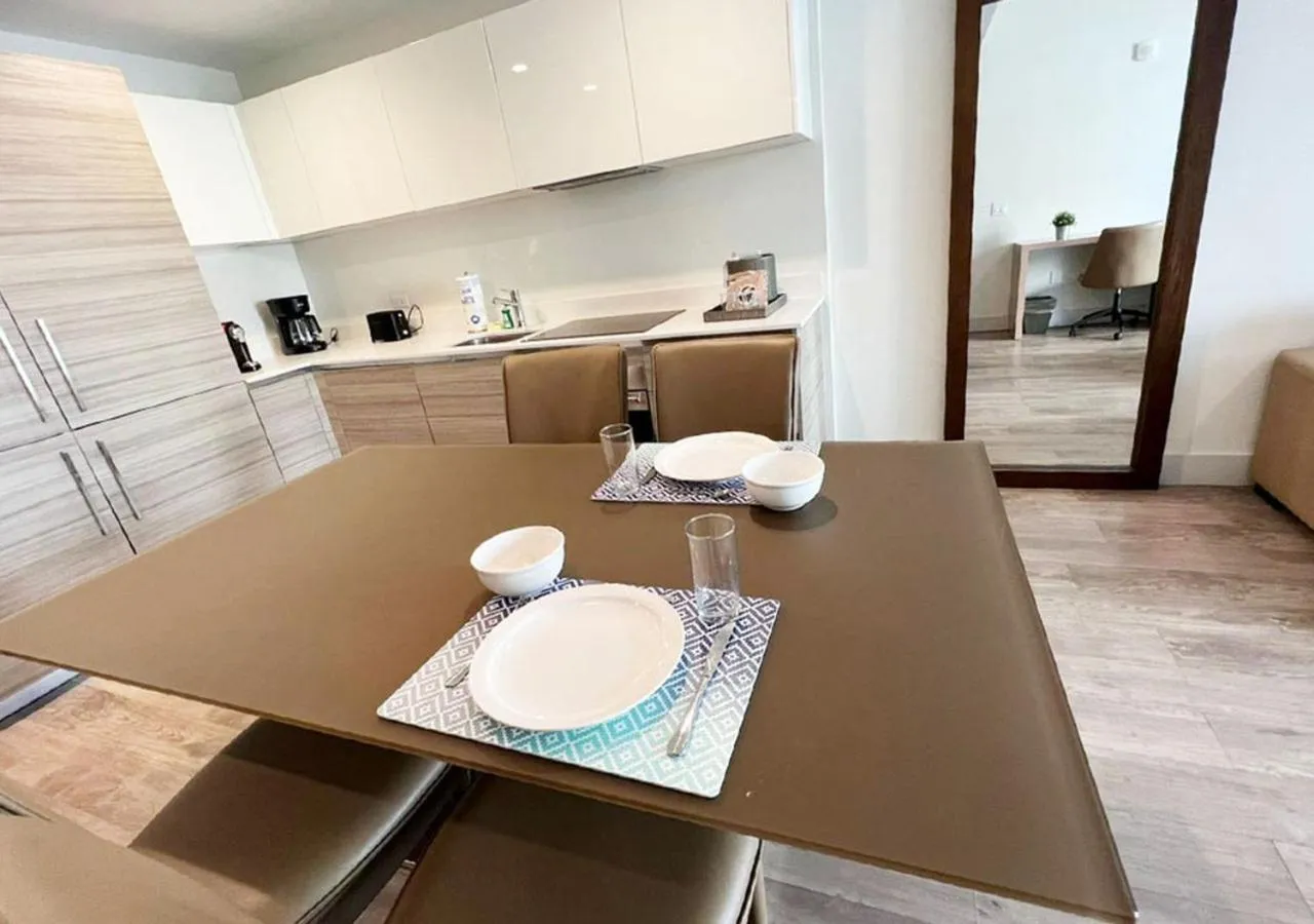 Decorative detail in Global Rent Apart - Costa Hollywood