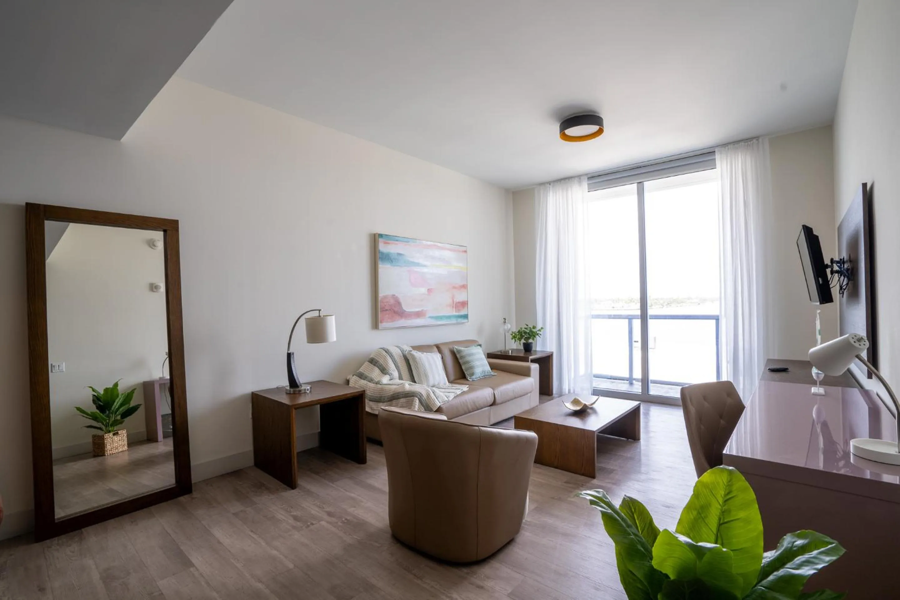 TV and multimedia in Global Rent Apart - Costa Hollywood