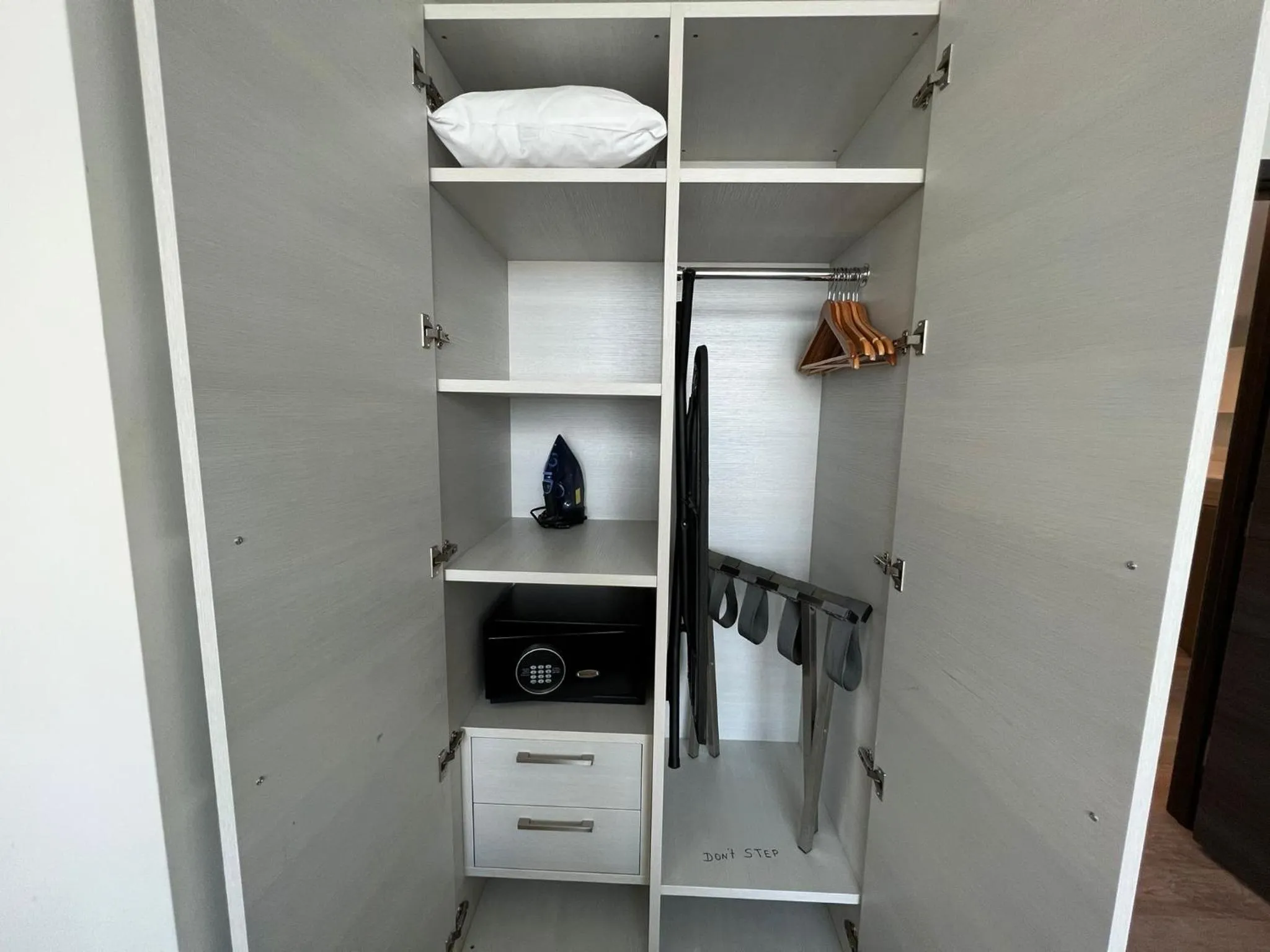 Bedroom in Global Rent Apart - Costa Hollywood