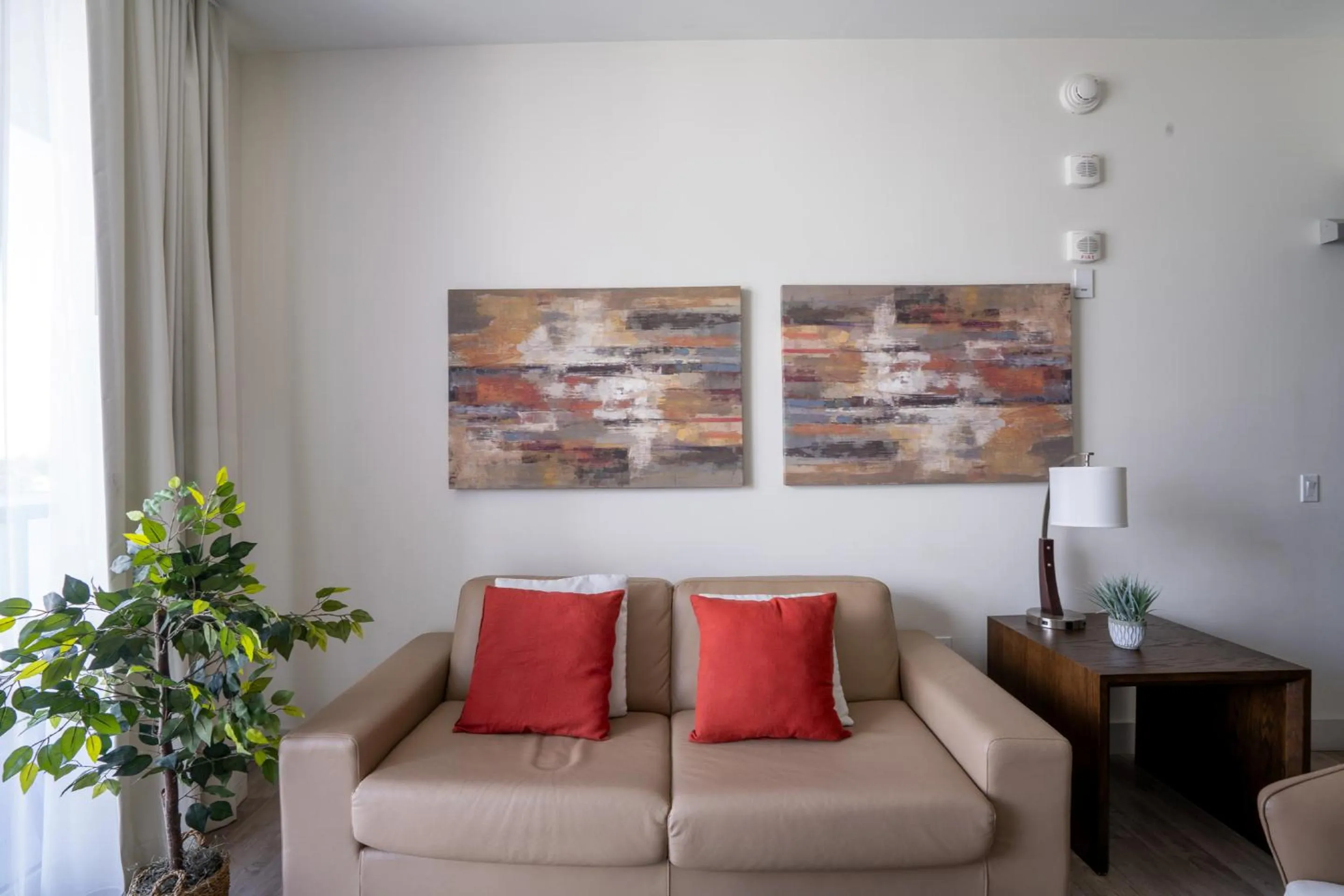 Living room in Global Rent Apart - Costa Hollywood