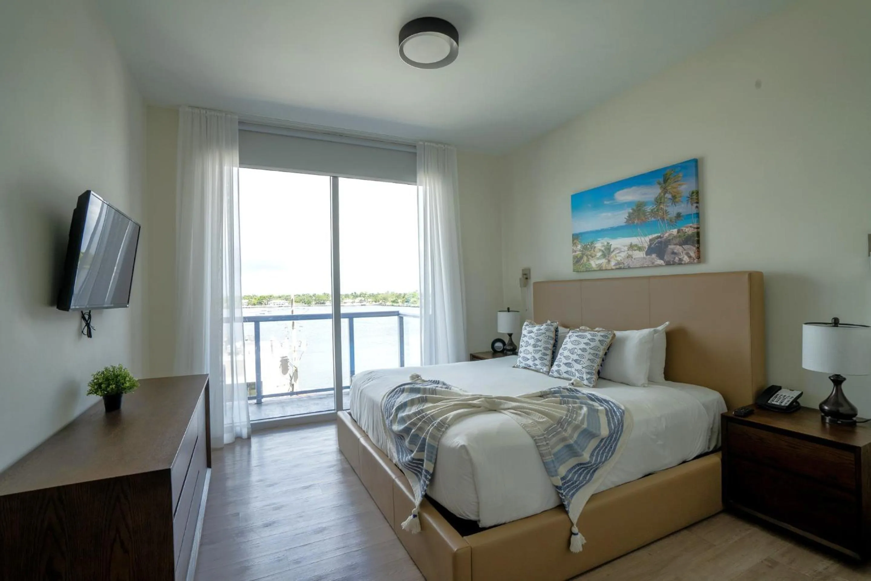 Bed in Global Rent Apart - Costa Hollywood