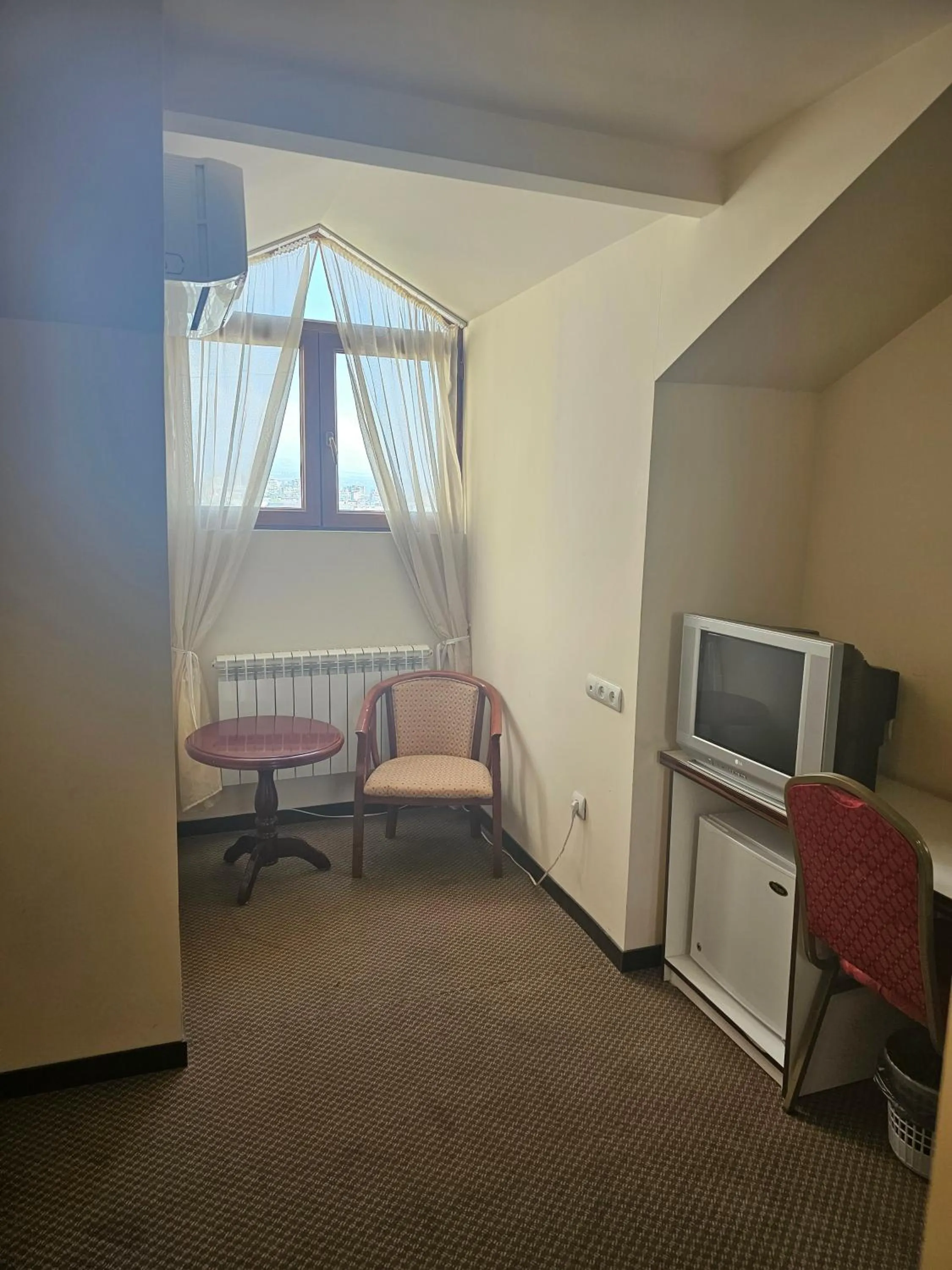 Communal lounge/ TV room in Armenian Royal Palace