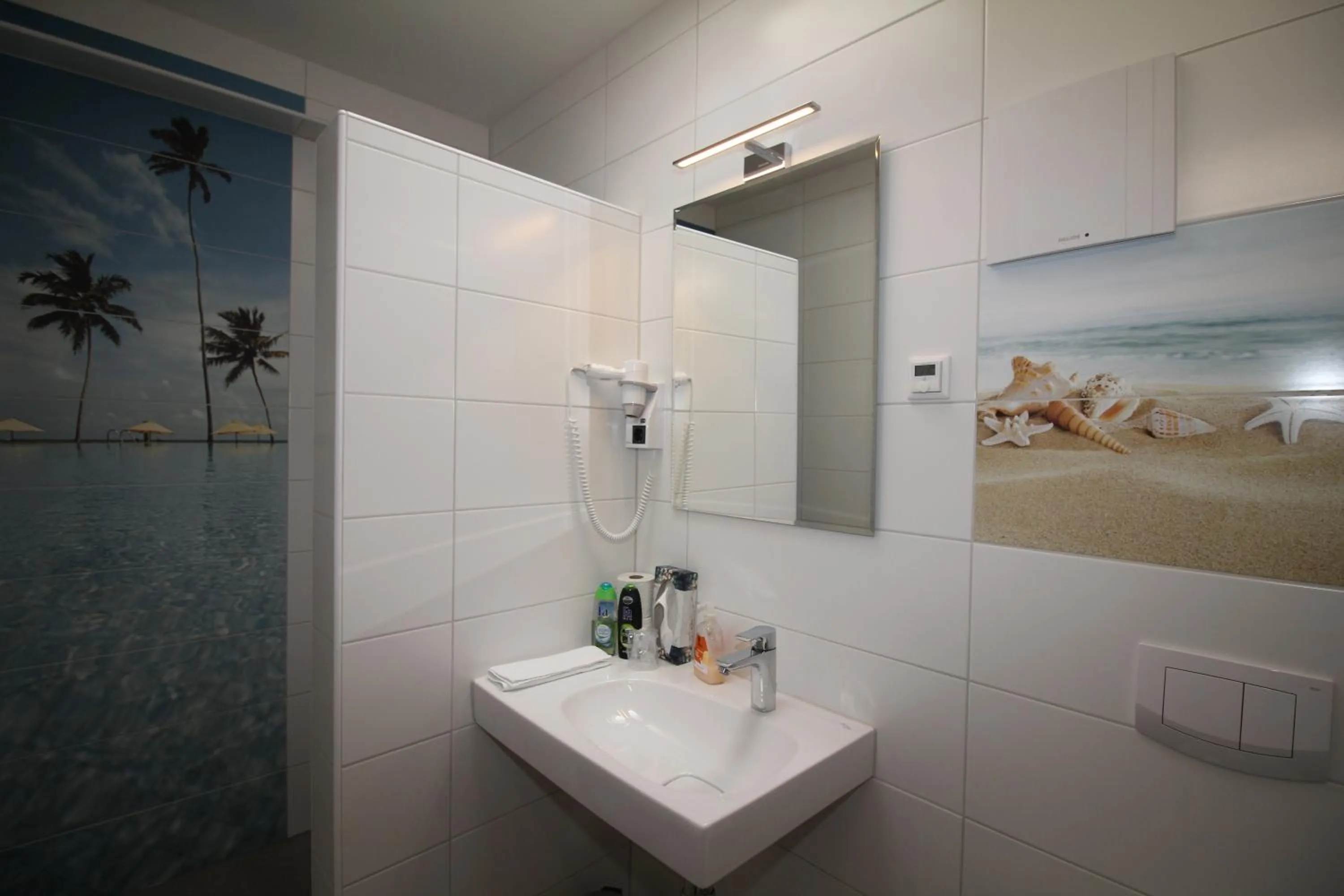 Bathroom in Atrium Garni