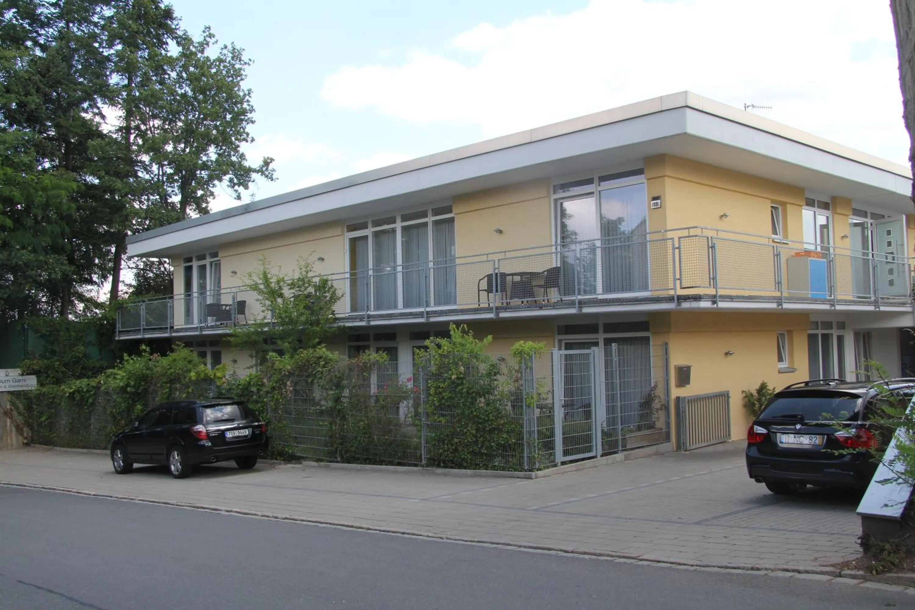 Property building in Atrium Garni