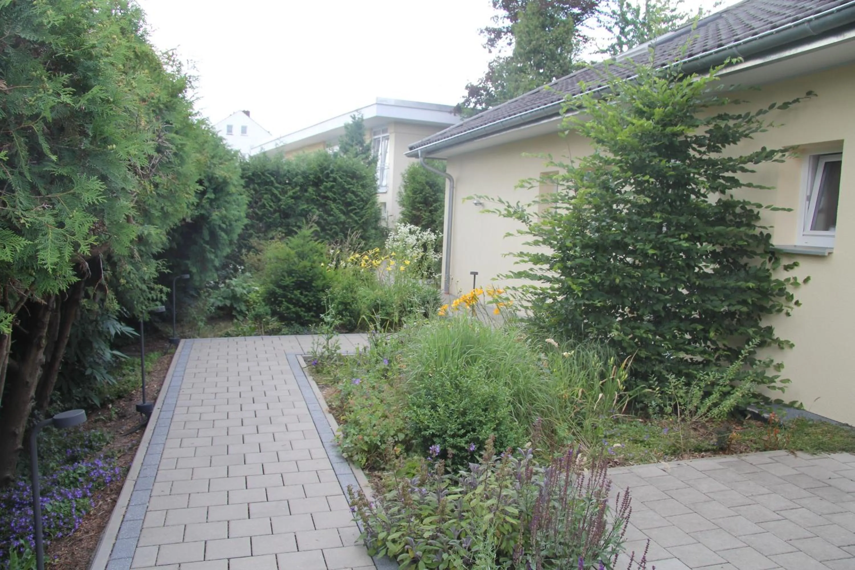 Property building in Atrium Garni