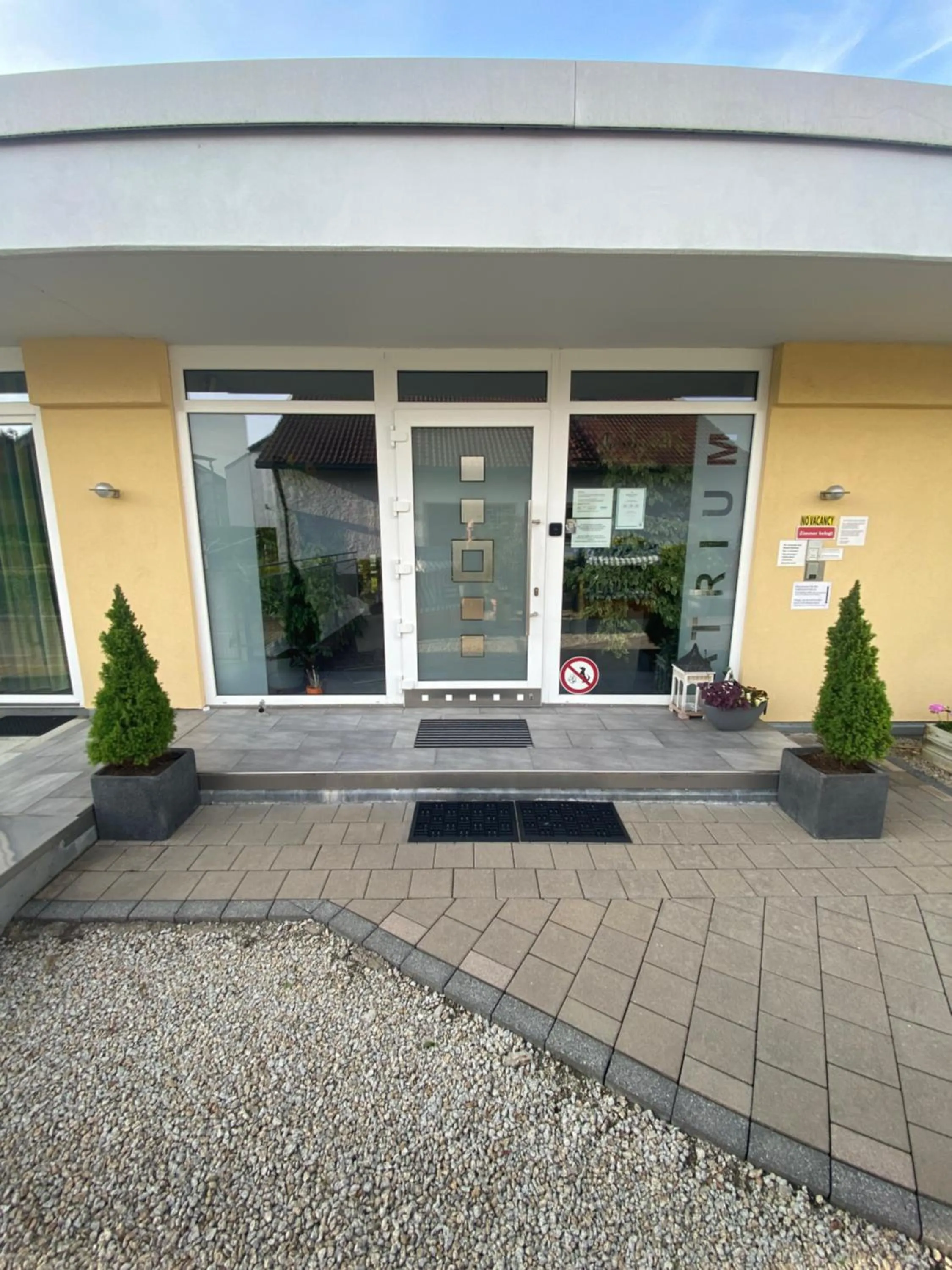 Property building in Atrium Garni