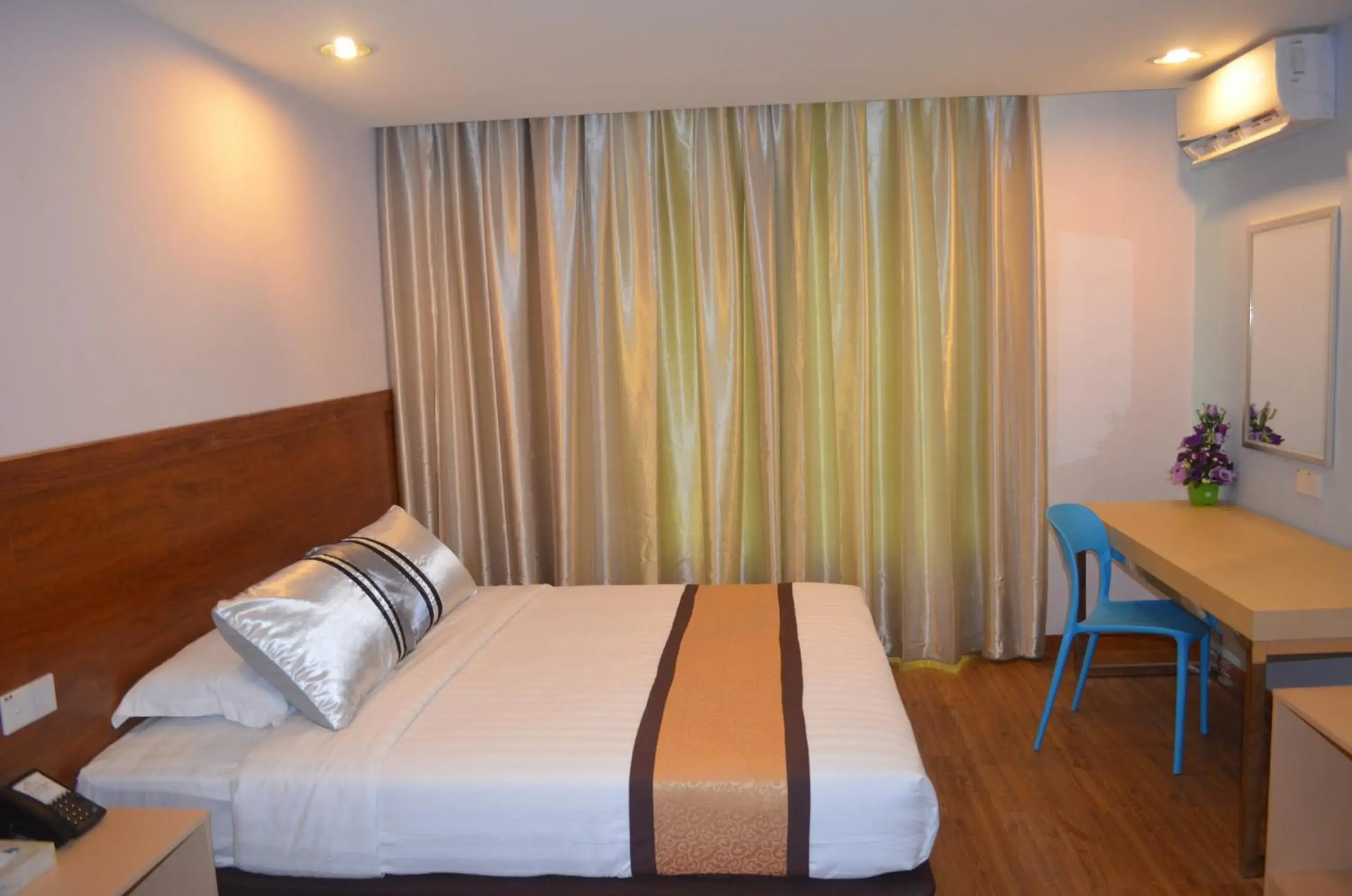 Bedroom, Bed in TD Mutiara Hotel Semporna