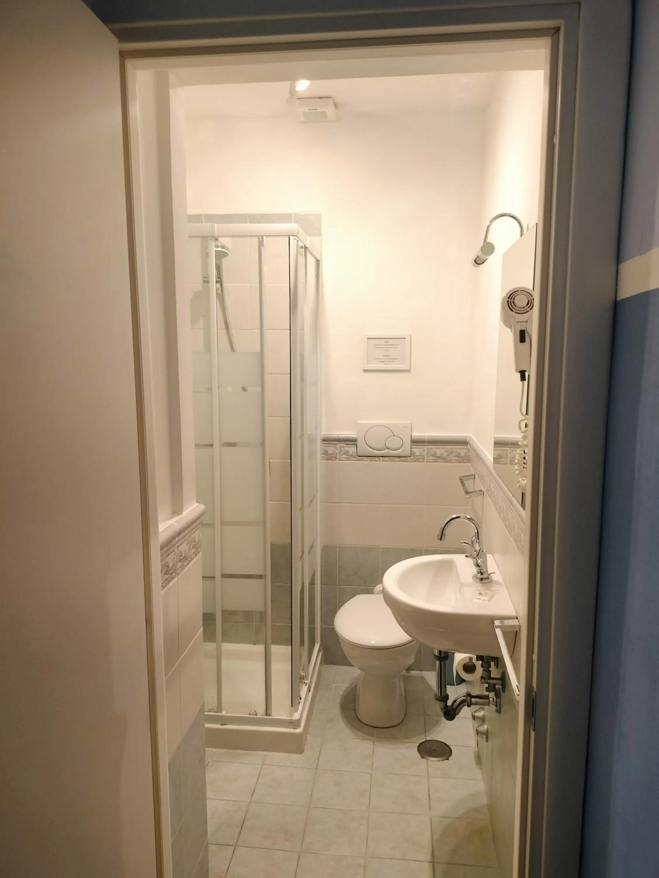 Bathroom in B&B Alexander