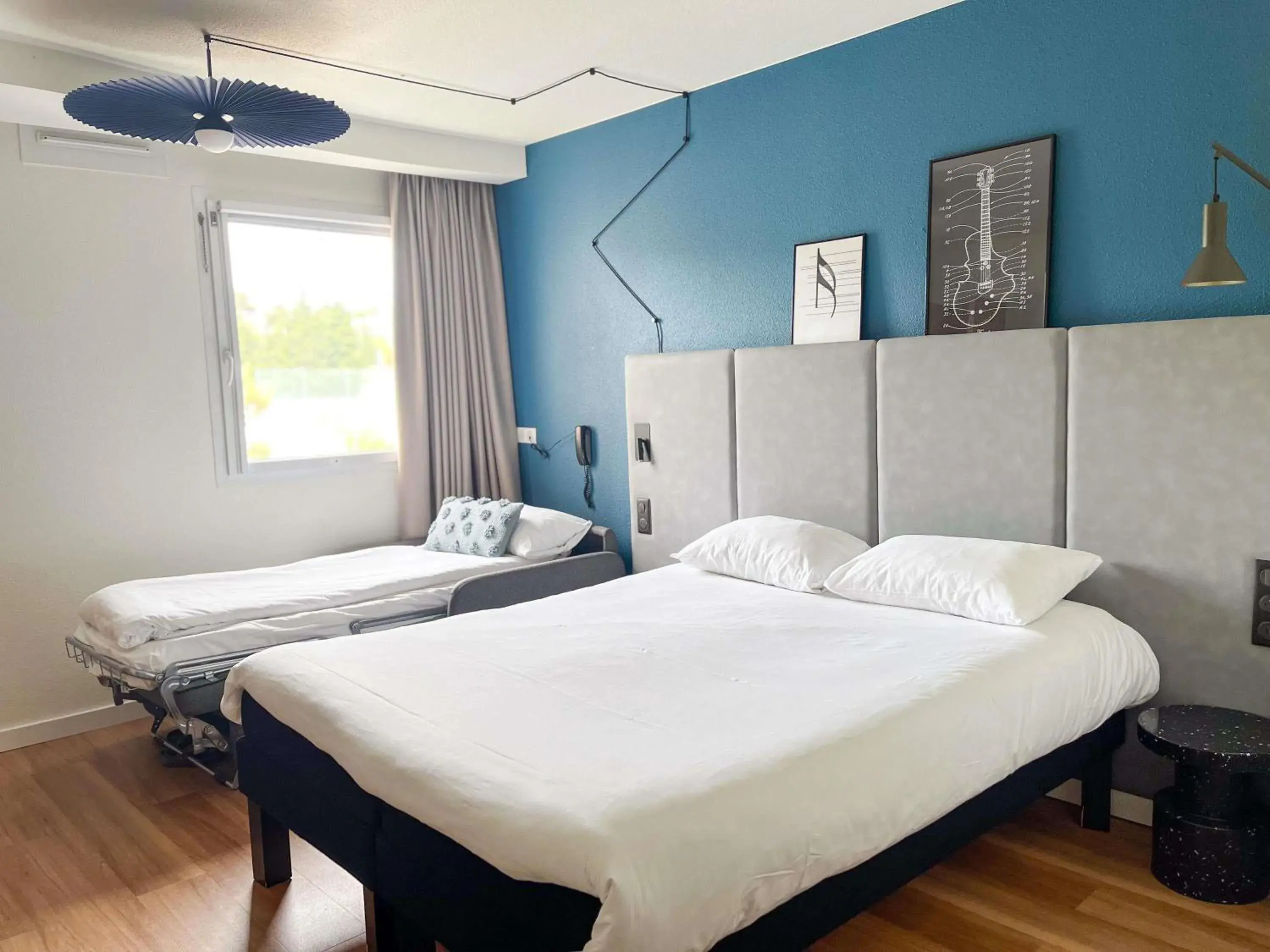 Bedroom, Bed in ibis Martigues Centre Bedroom, Bed in ibis Martigues Centre