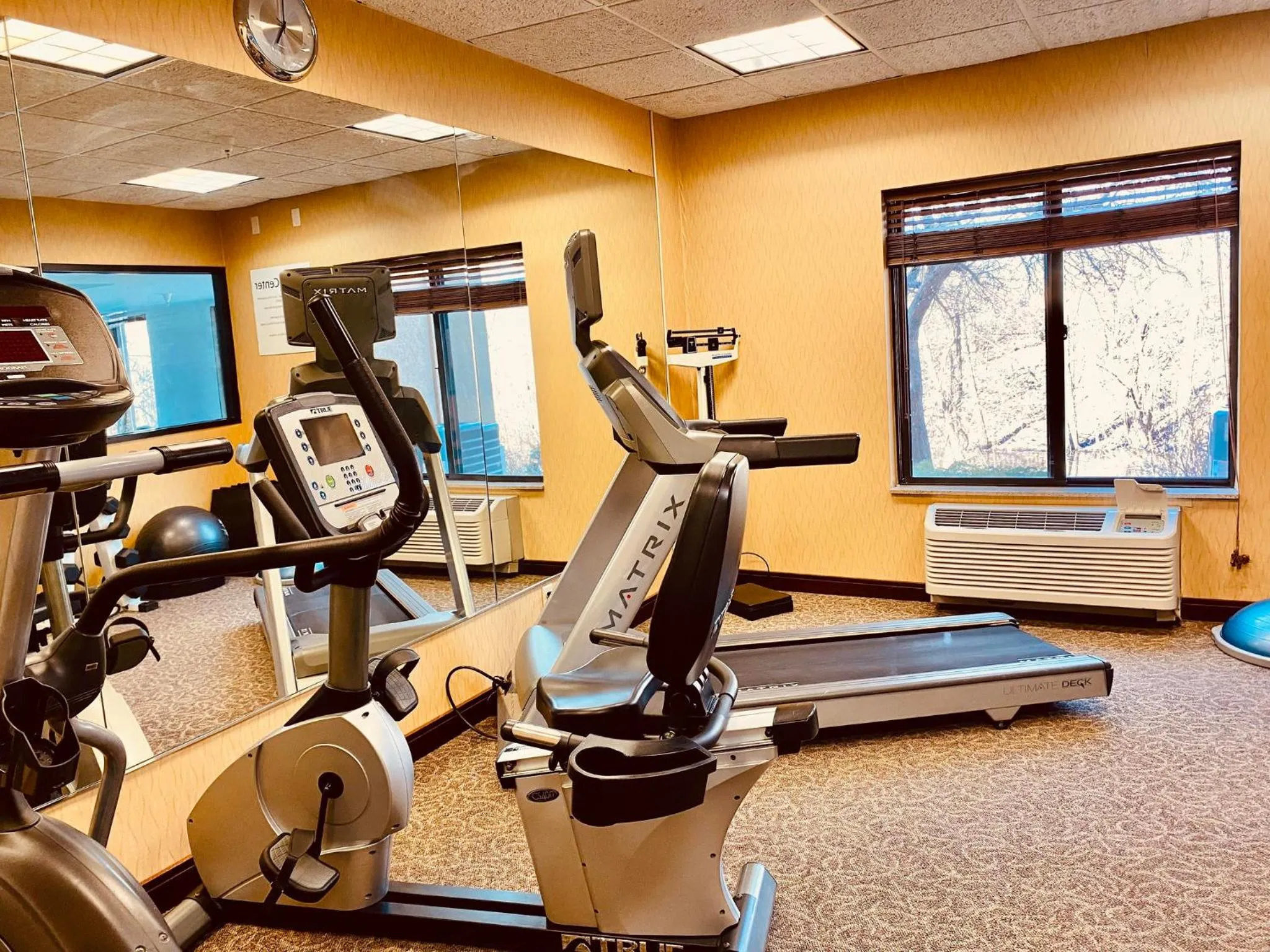 Fitness centre/facilities in Holiday Inn Express Plymouth by IHG