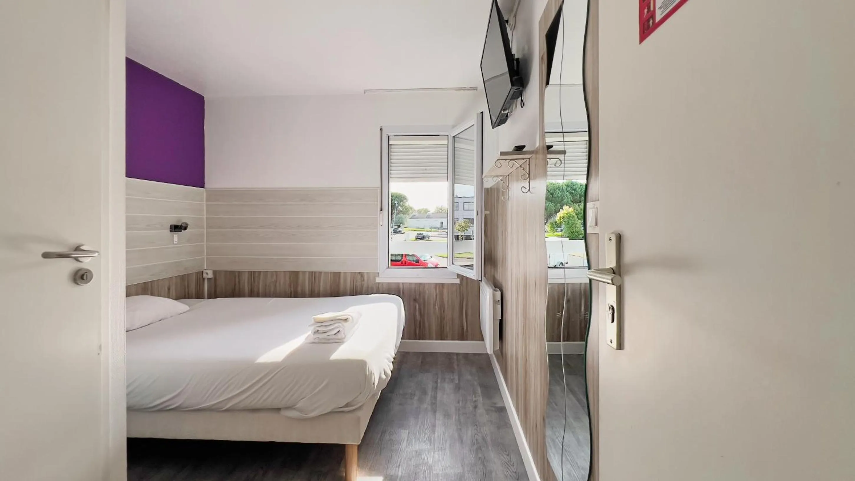 Bed in Fasthotel La Roche-sur-Yon