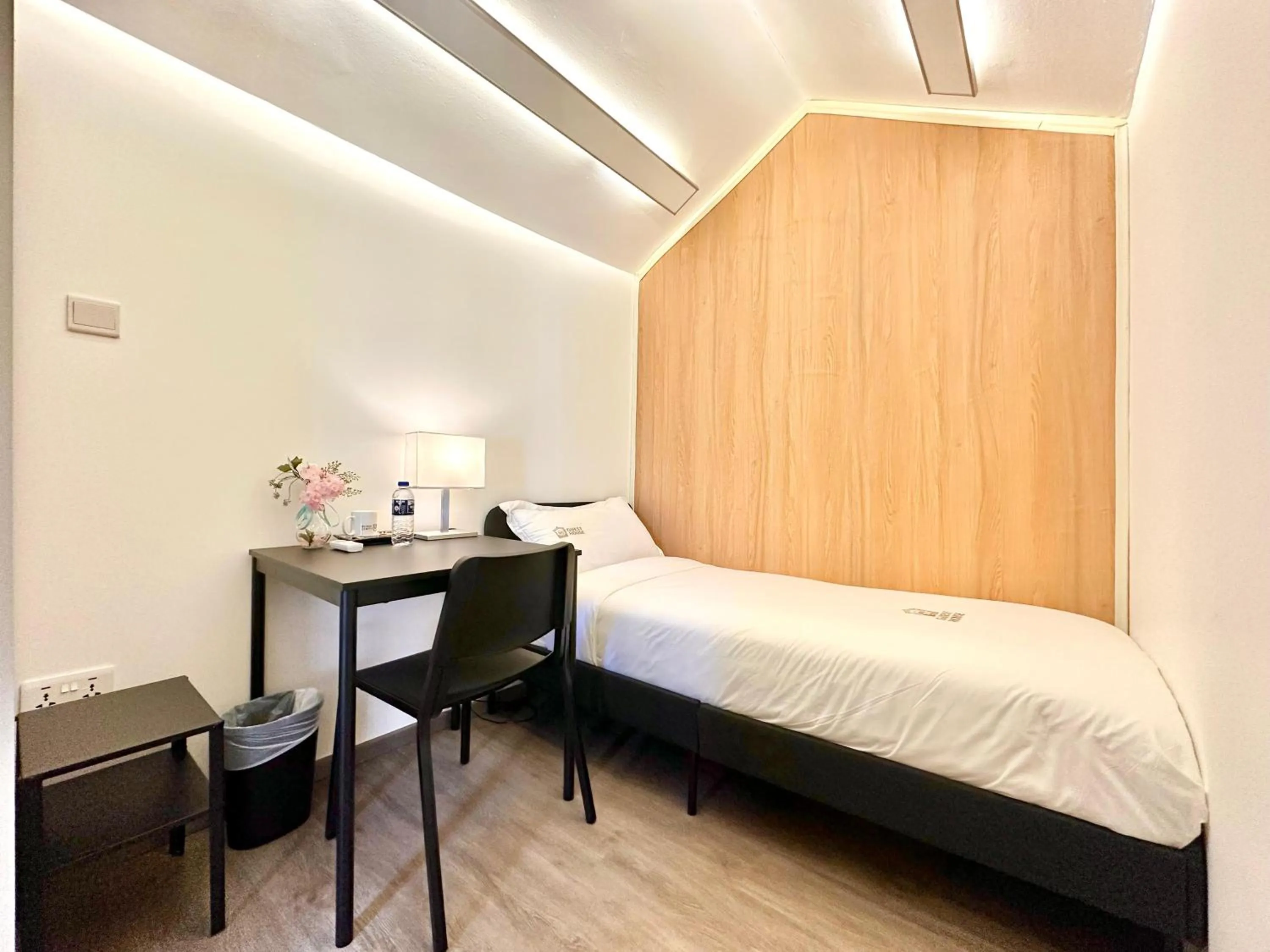 Bed in K2 Guesthouse