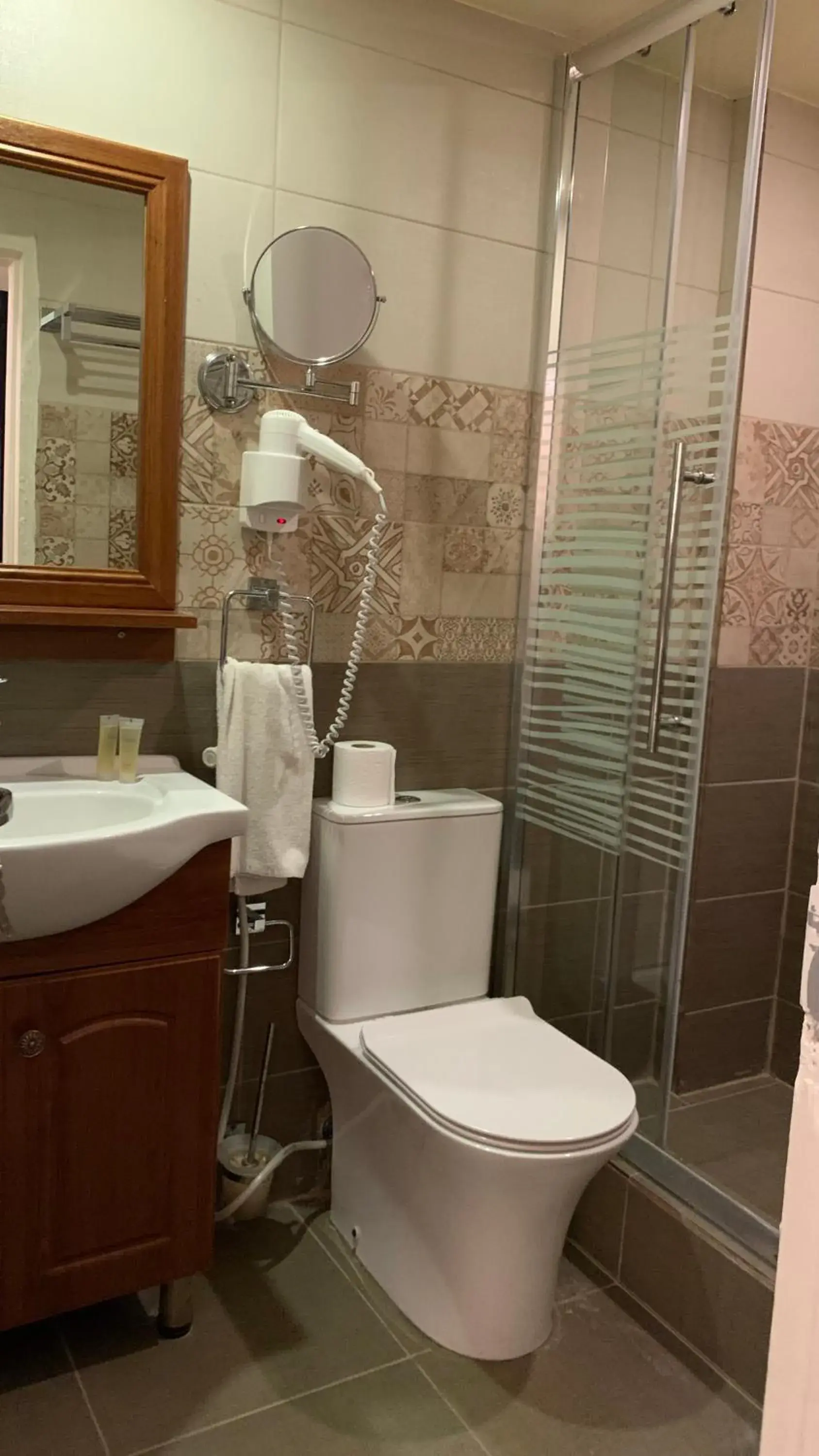 Bed in 8-Bed Mixed Dormitory Room in Rafiki Hostel Bed in 8-Bed Mixed Dormitory Room in Rafiki Hostel