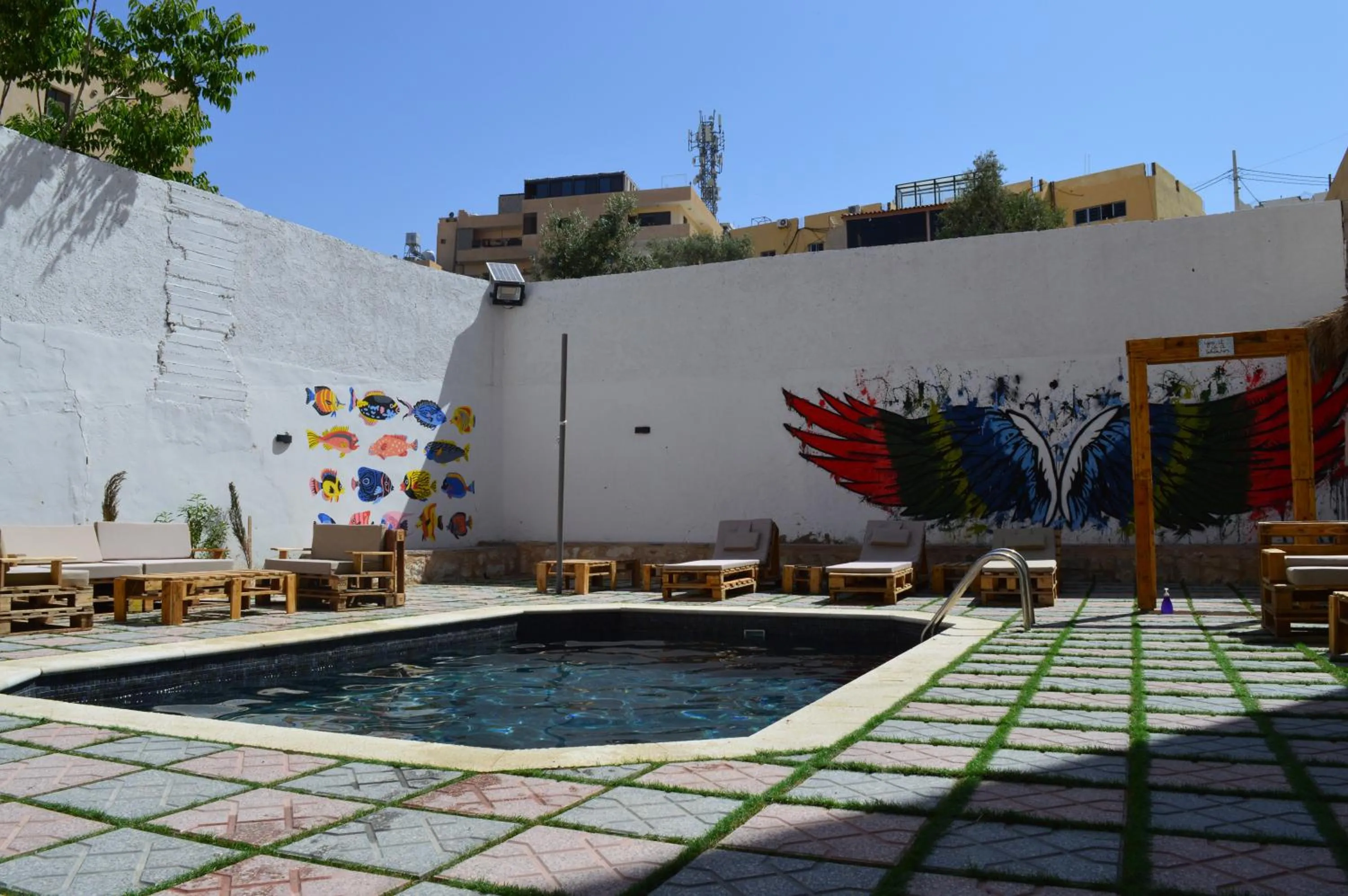 Restaurant/places to eat in Rafiki Hostel