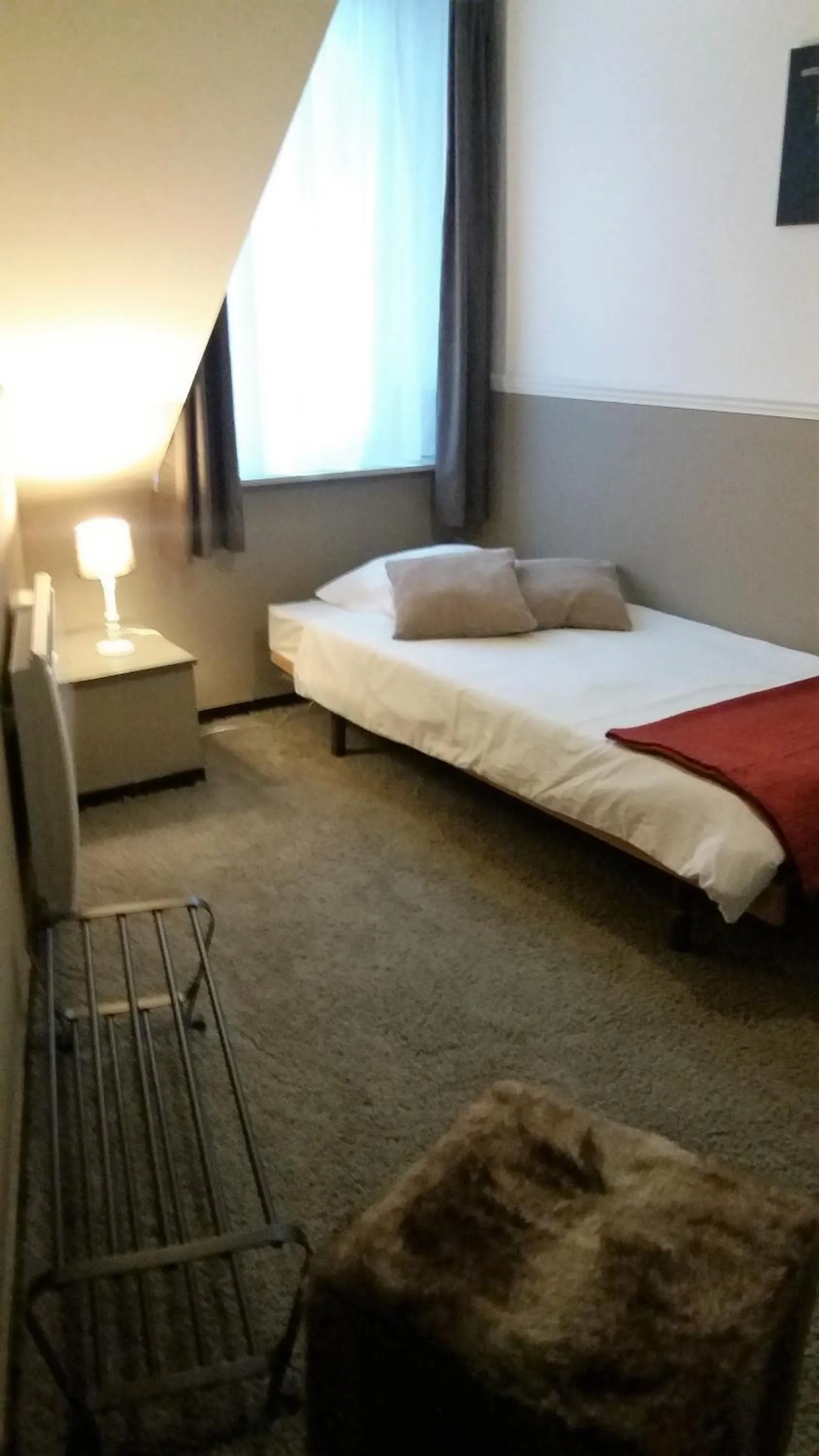 Decorative detail, Bed in Juliette's