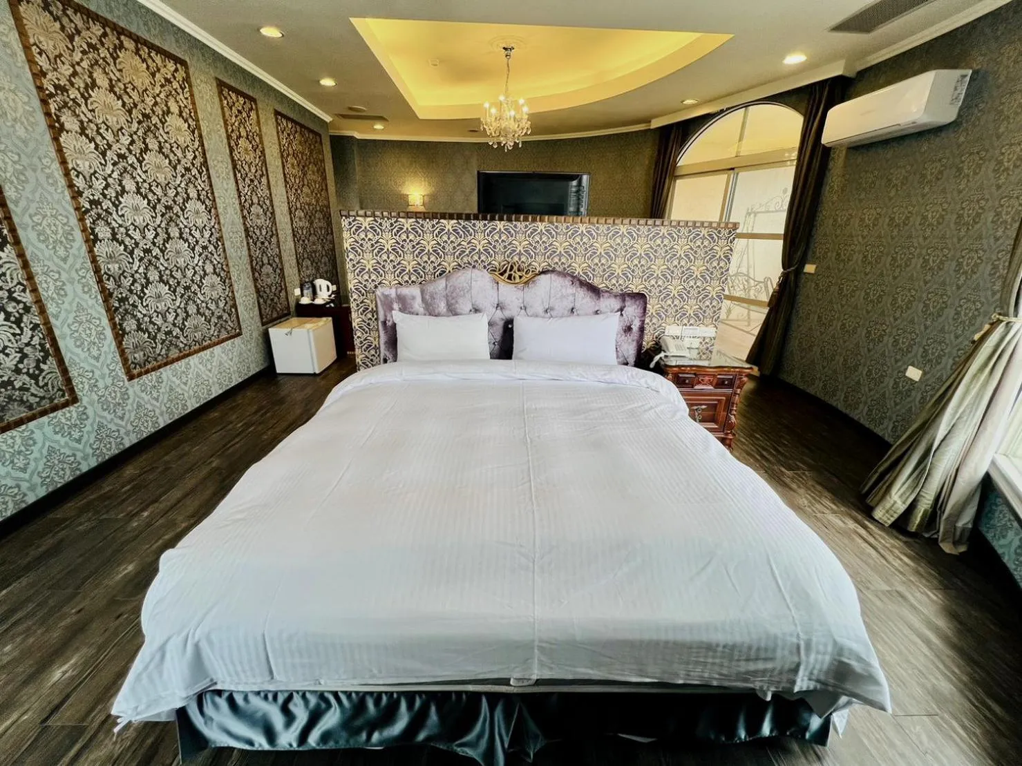 Photo of the whole room, Bed in Huis Ten Bosch