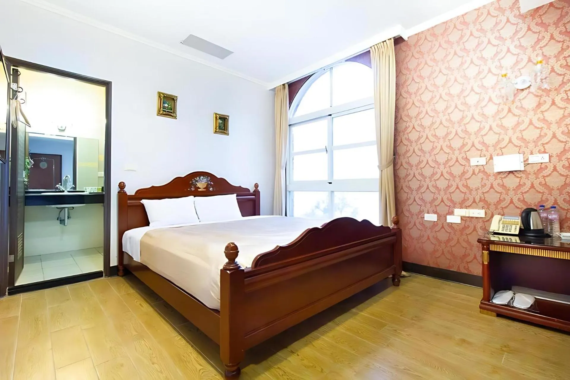 Photo of the whole room, Bed in Huis Ten Bosch