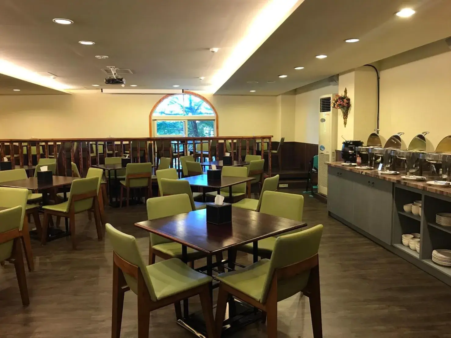 Restaurant/places to eat in Huis Ten Bosch Restaurant/places to eat in Huis Ten Bosch