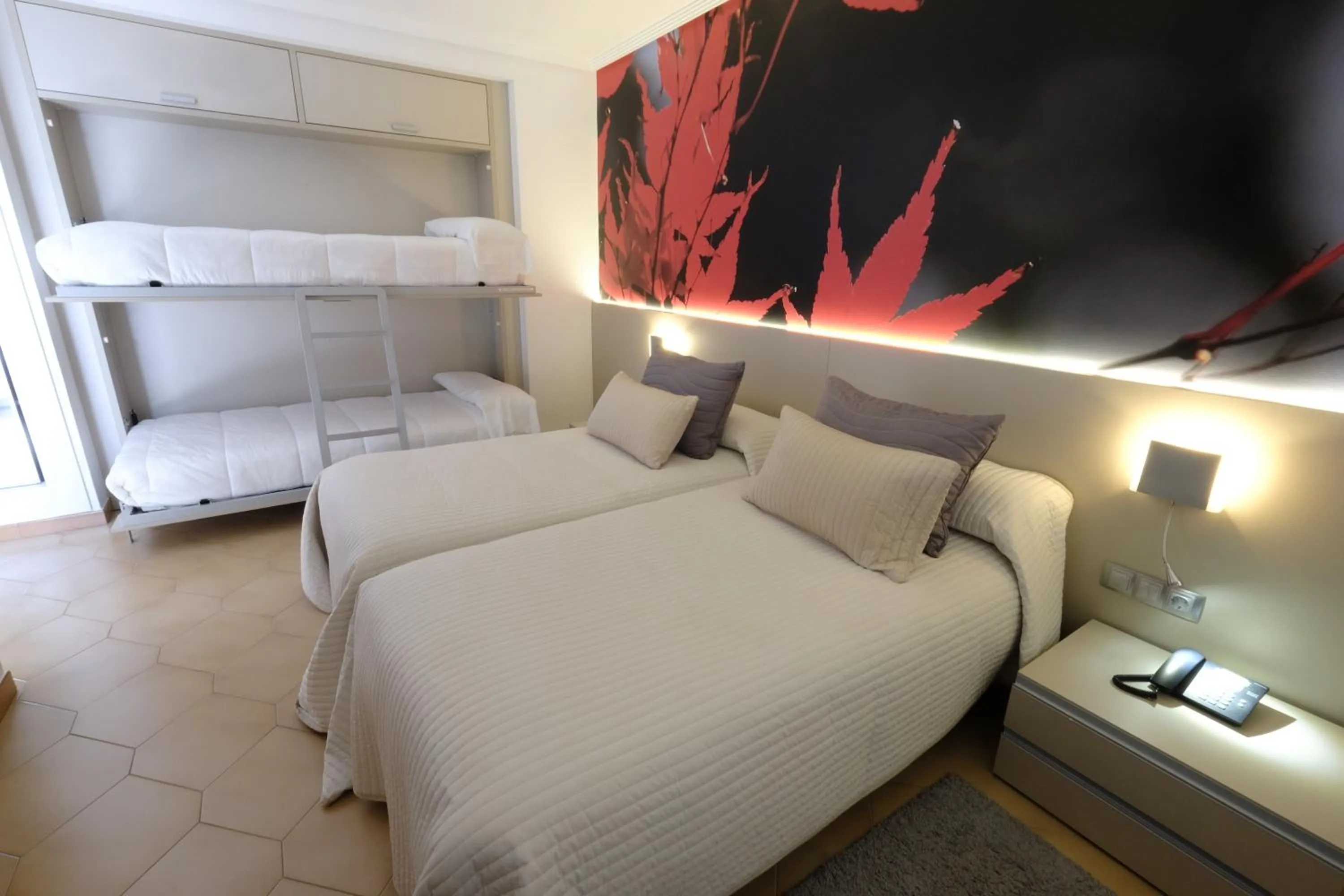 bunk bed, Bed in Hotel Vila da Guarda