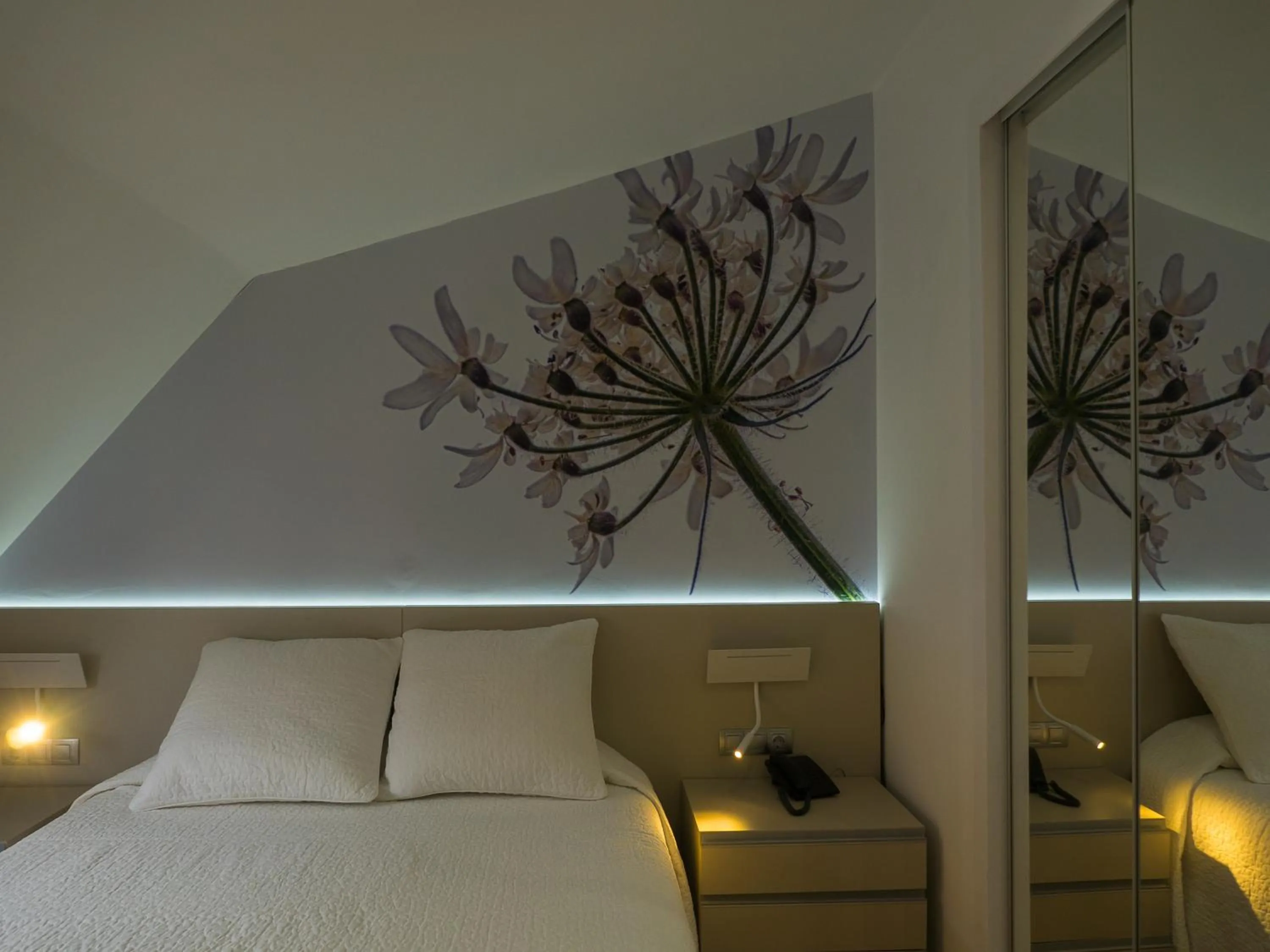 TV and multimedia, Bed in Hotel Vila da Guarda