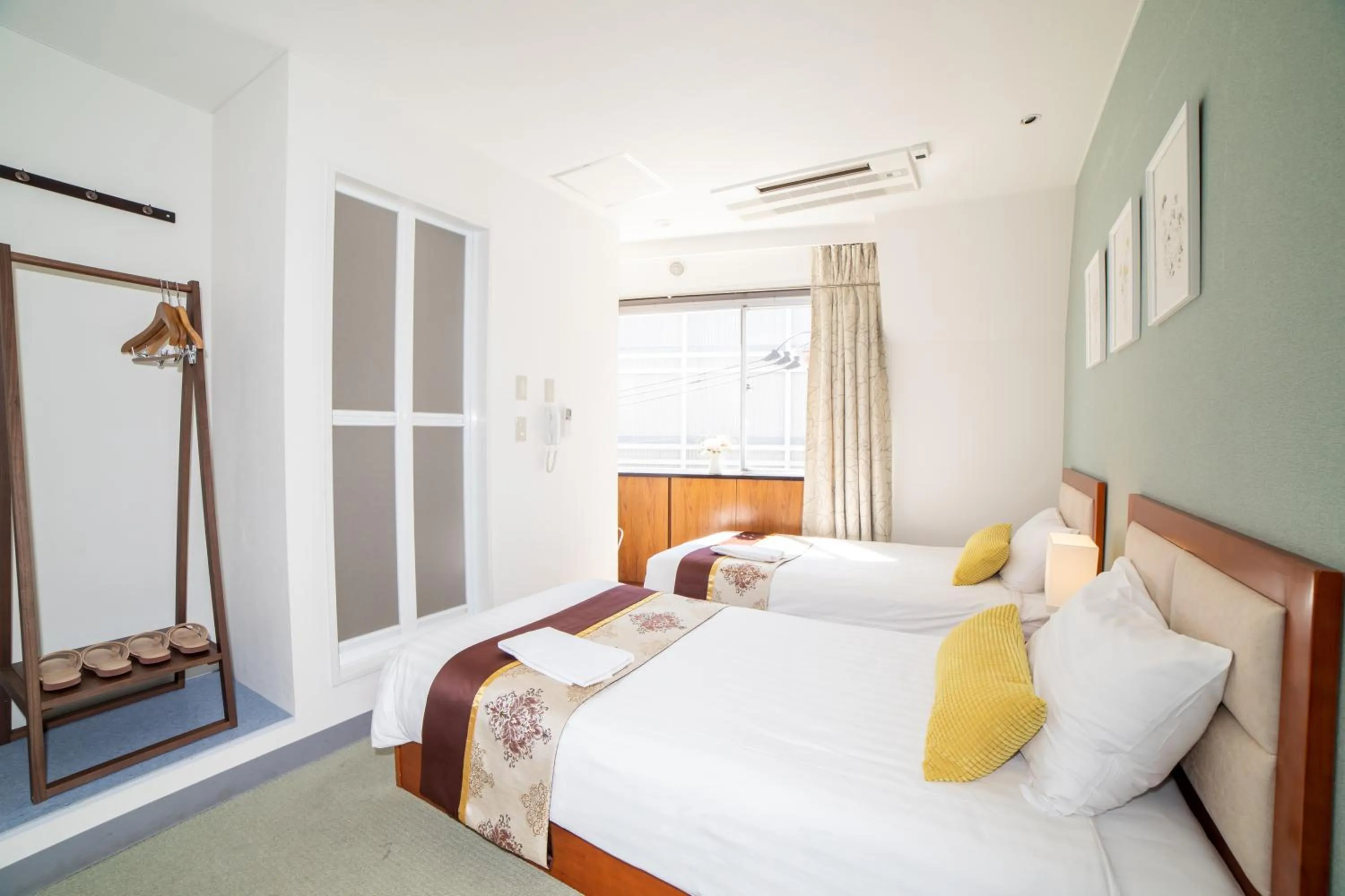 Photo of the whole room, Bed in Tabata Oji Hotel