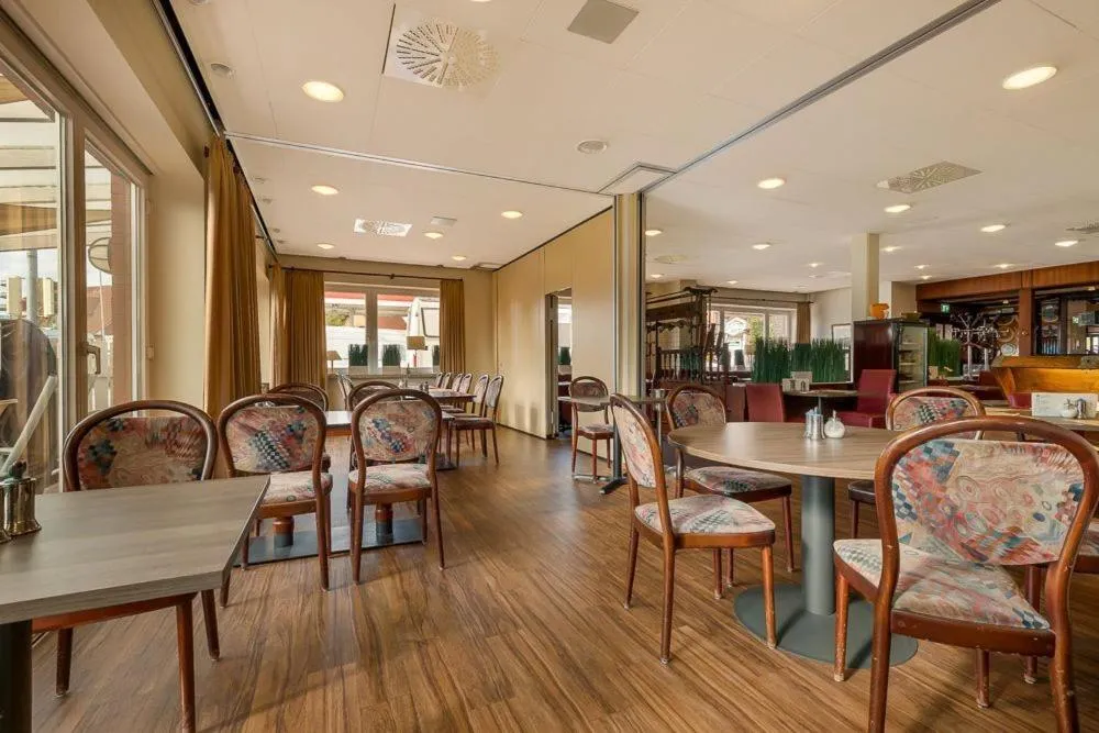 Food and drinks in Gothmann's Hotel