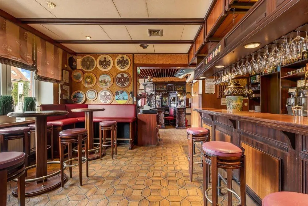 Other in Gothmann's Hotel