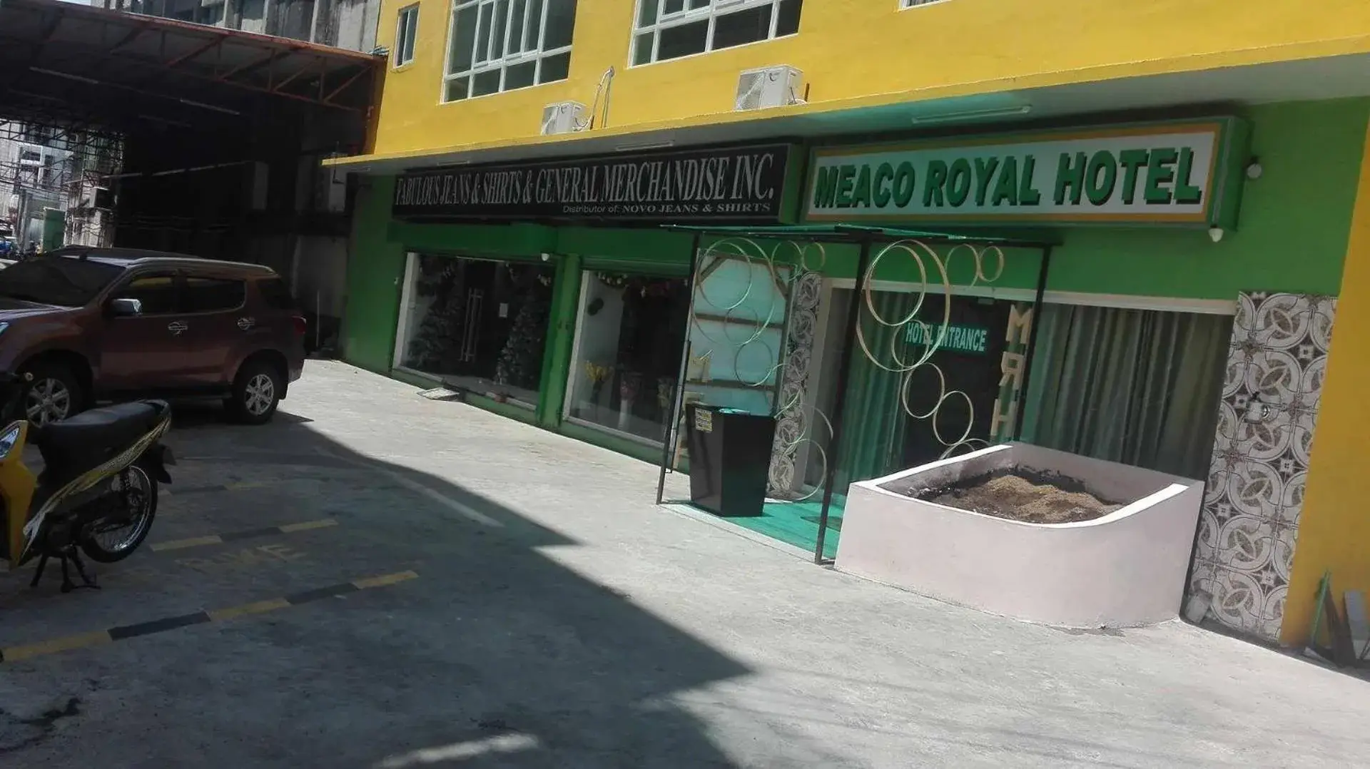 Property building in Meaco Royal Hotel - Tabaco Property building in Meaco Royal Hotel - Tabaco