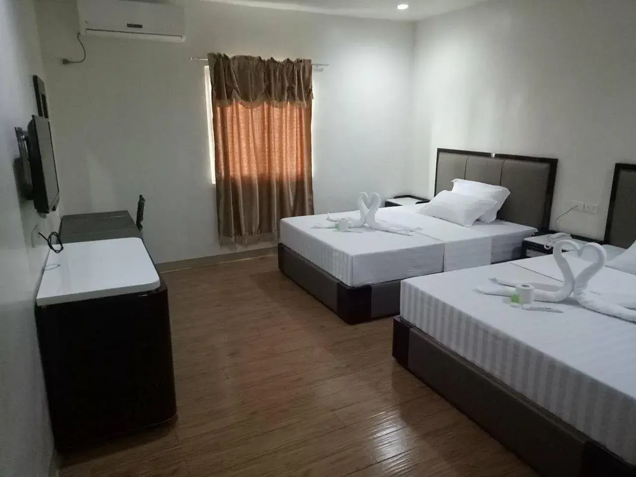 Bed in Meaco Royal Hotel - Tabaco Bed in Meaco Royal Hotel - Tabaco