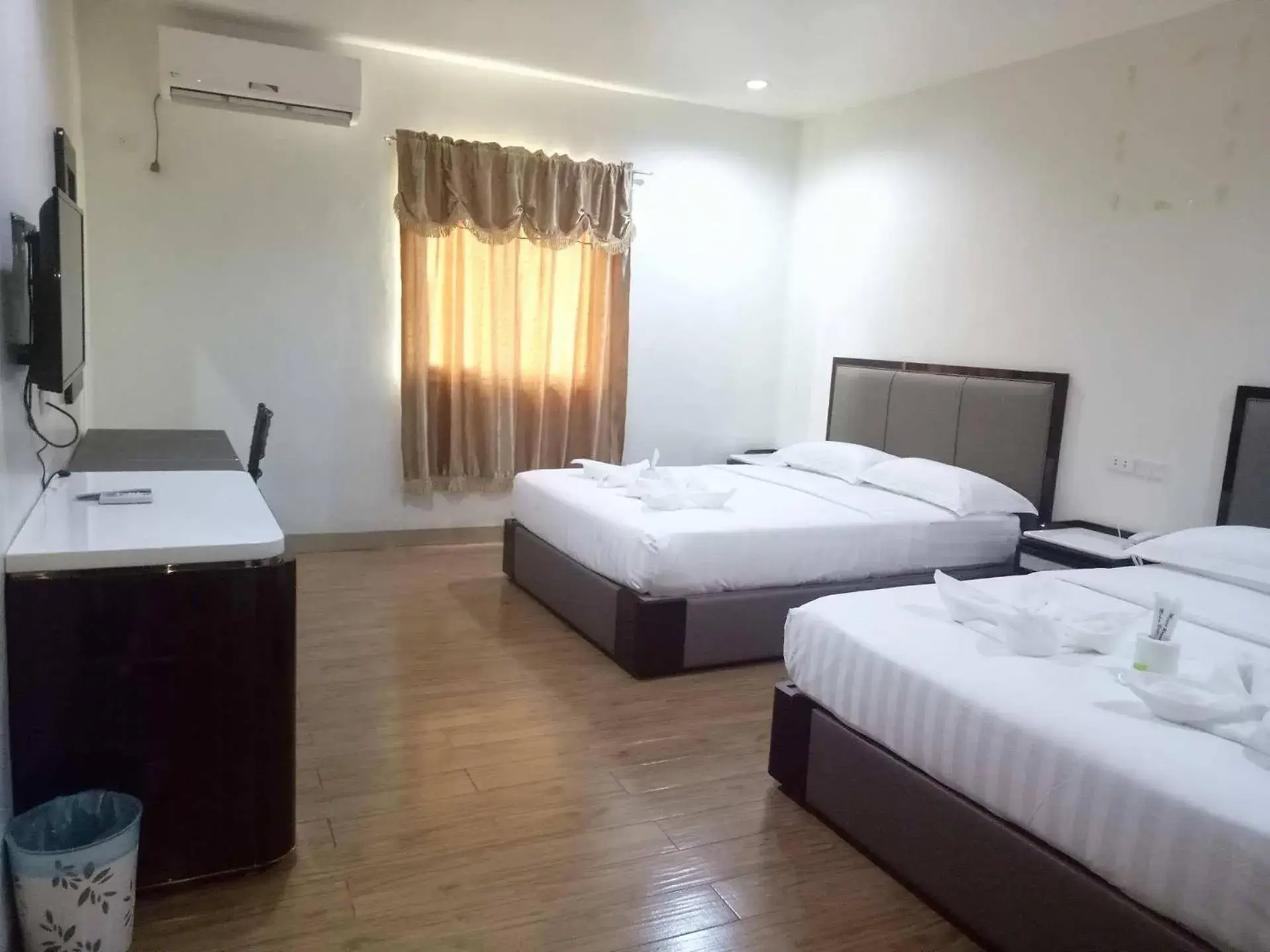 Bed in Meaco Royal Hotel - Tabaco Bed in Meaco Royal Hotel - Tabaco