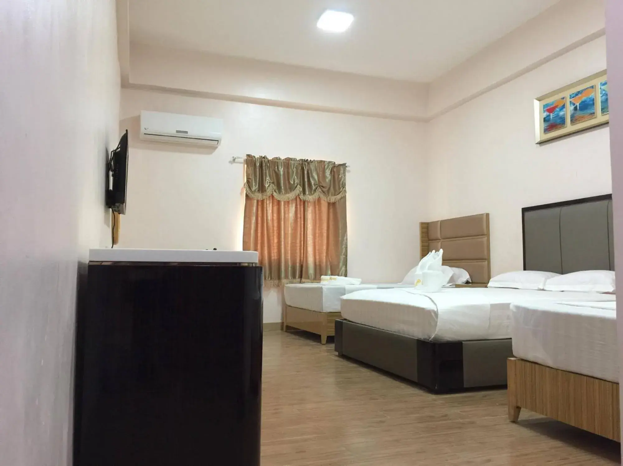 Bed in Meaco Royal Hotel - Lipa Bed in Meaco Royal Hotel - Lipa