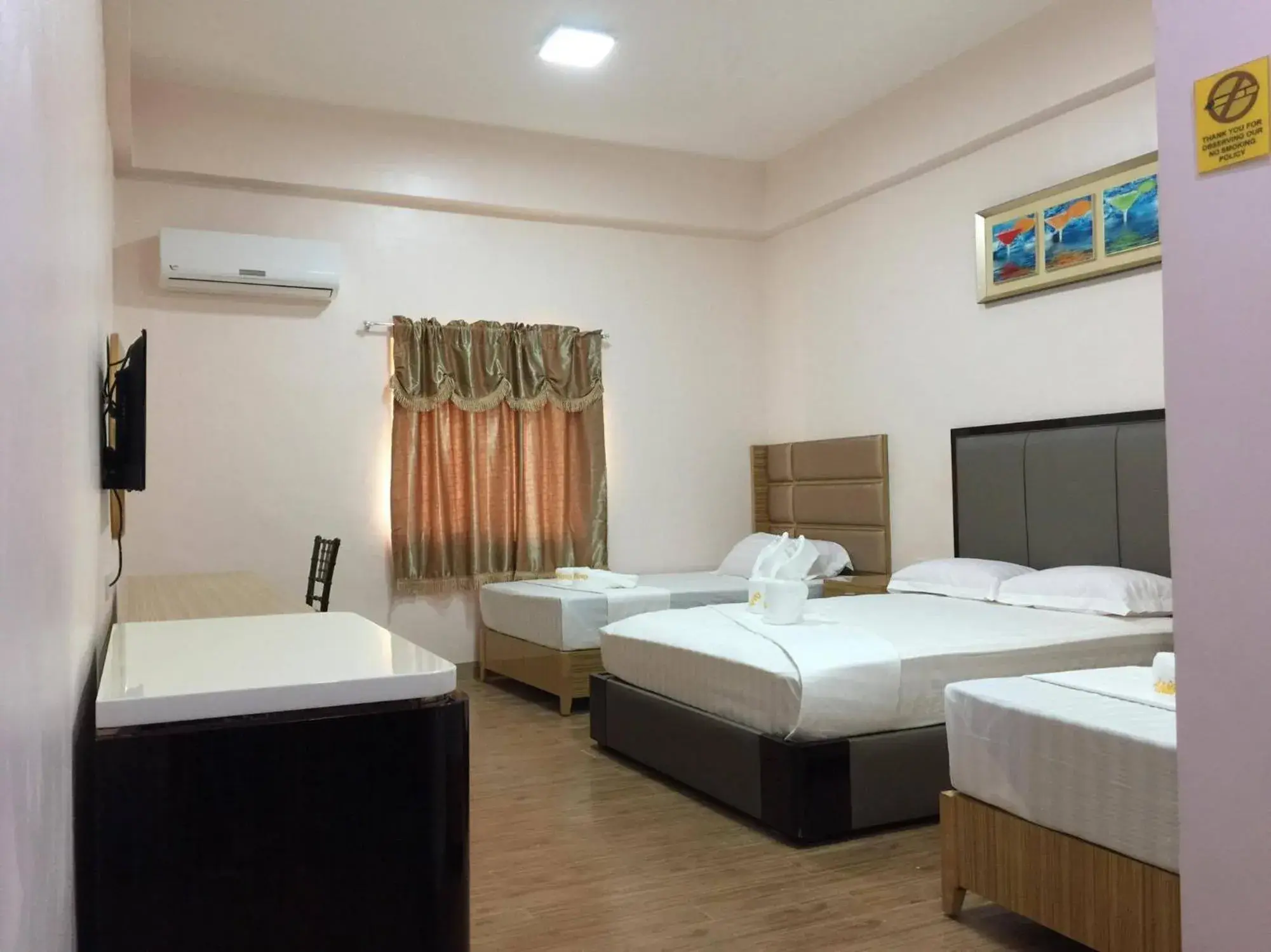 Bed in Meaco Royal Hotel - Lipa Bed in Meaco Royal Hotel - Lipa