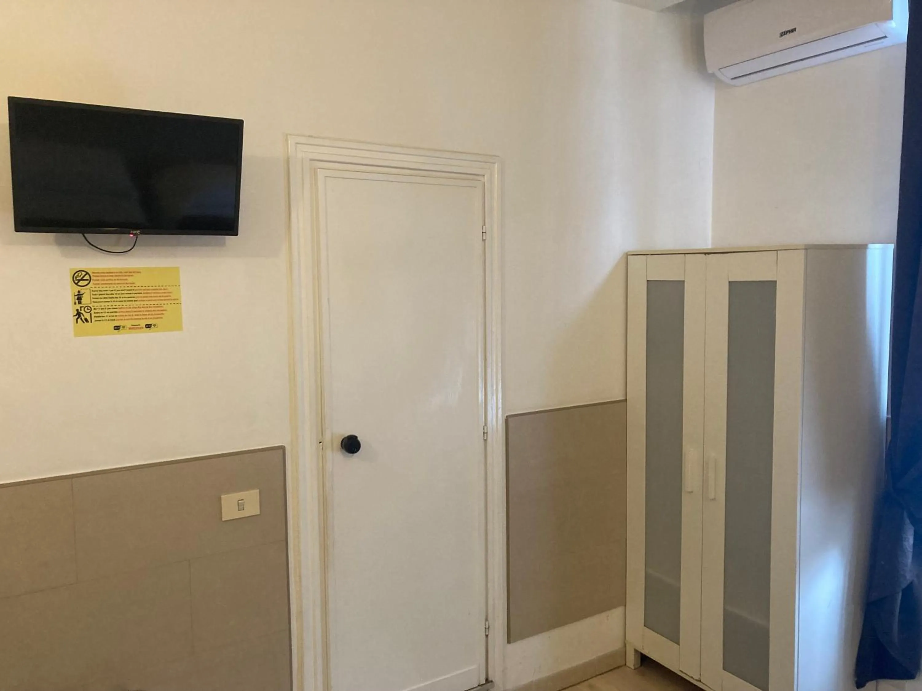 TV and multimedia in Hotel Indipendenza