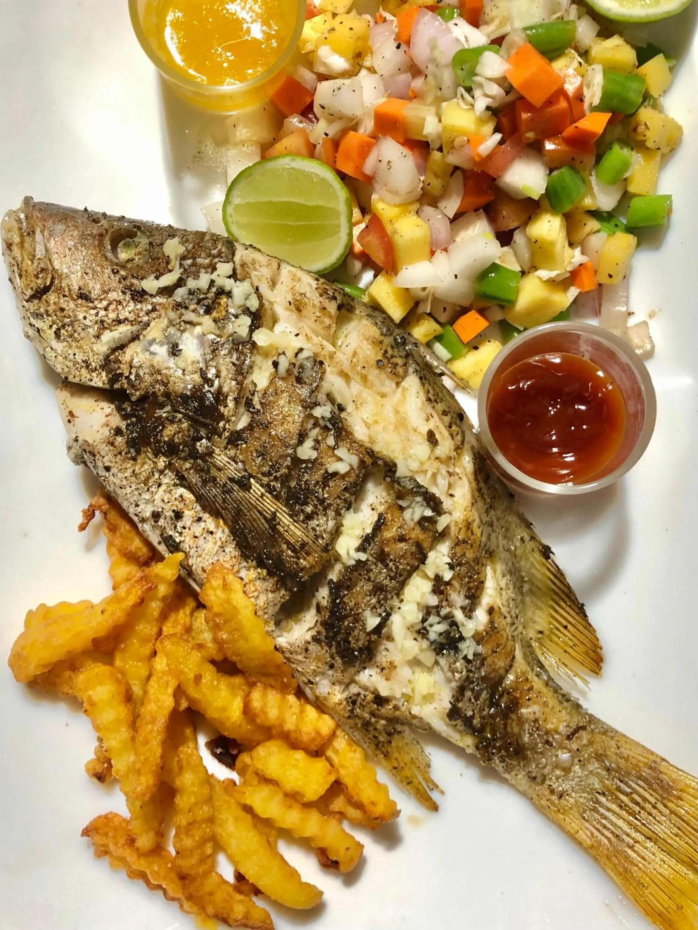 Restaurant/places to eat in Windy Waves Beach Nature Resort & Kite School