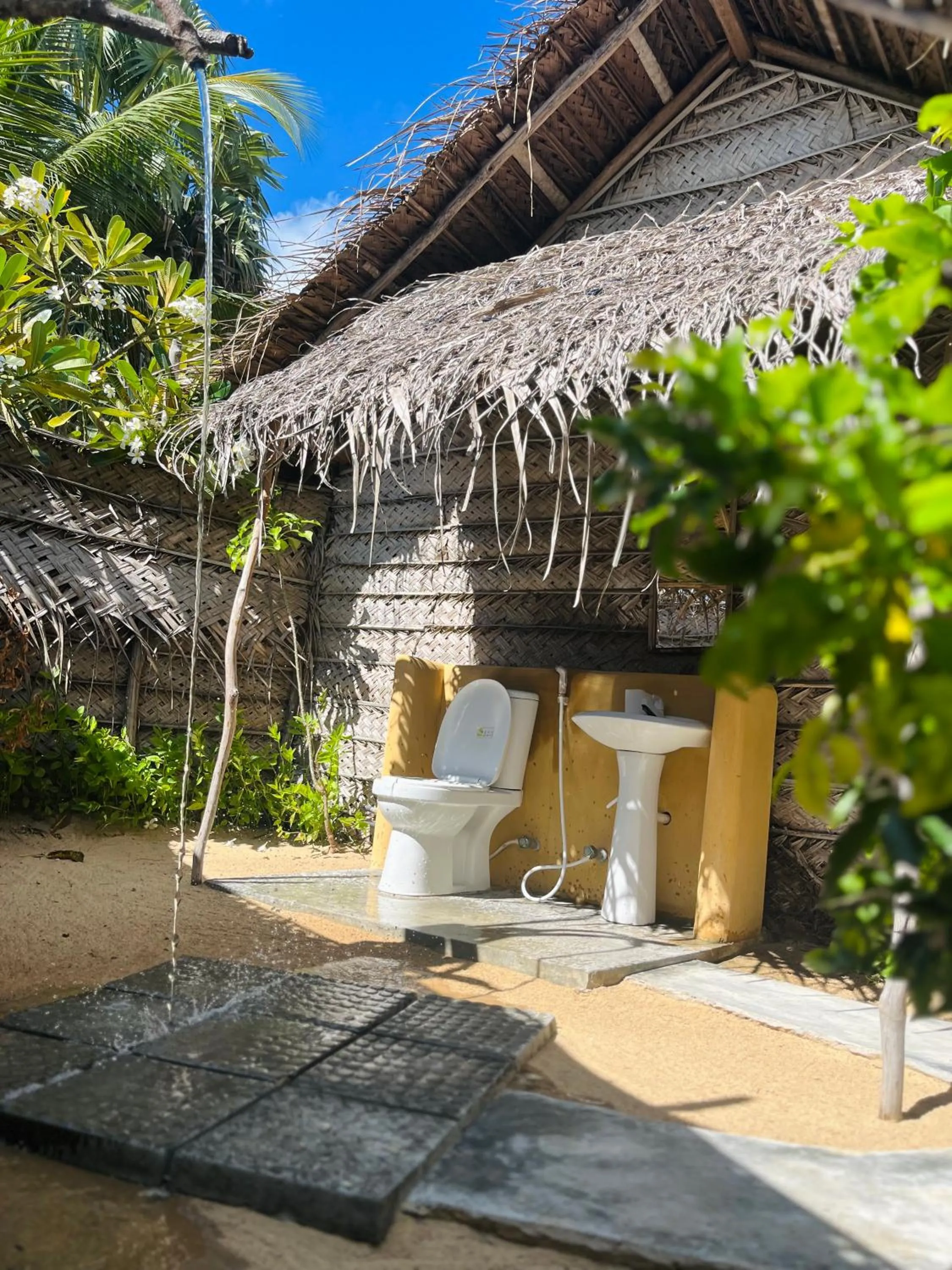 Bathroom in Windy Waves Beach Nature Resort & Kite School