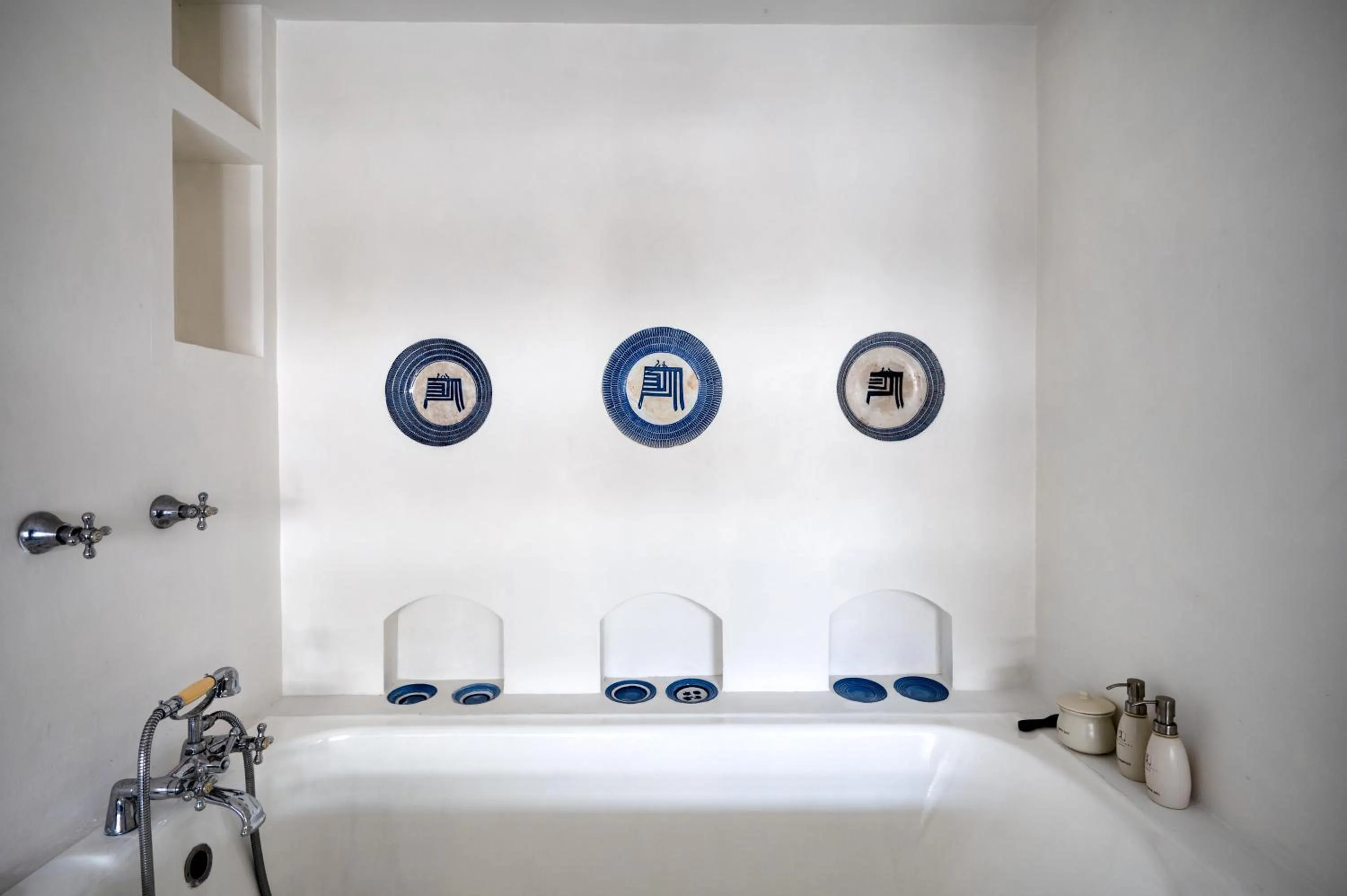 Bathroom in Lunuganga Estate