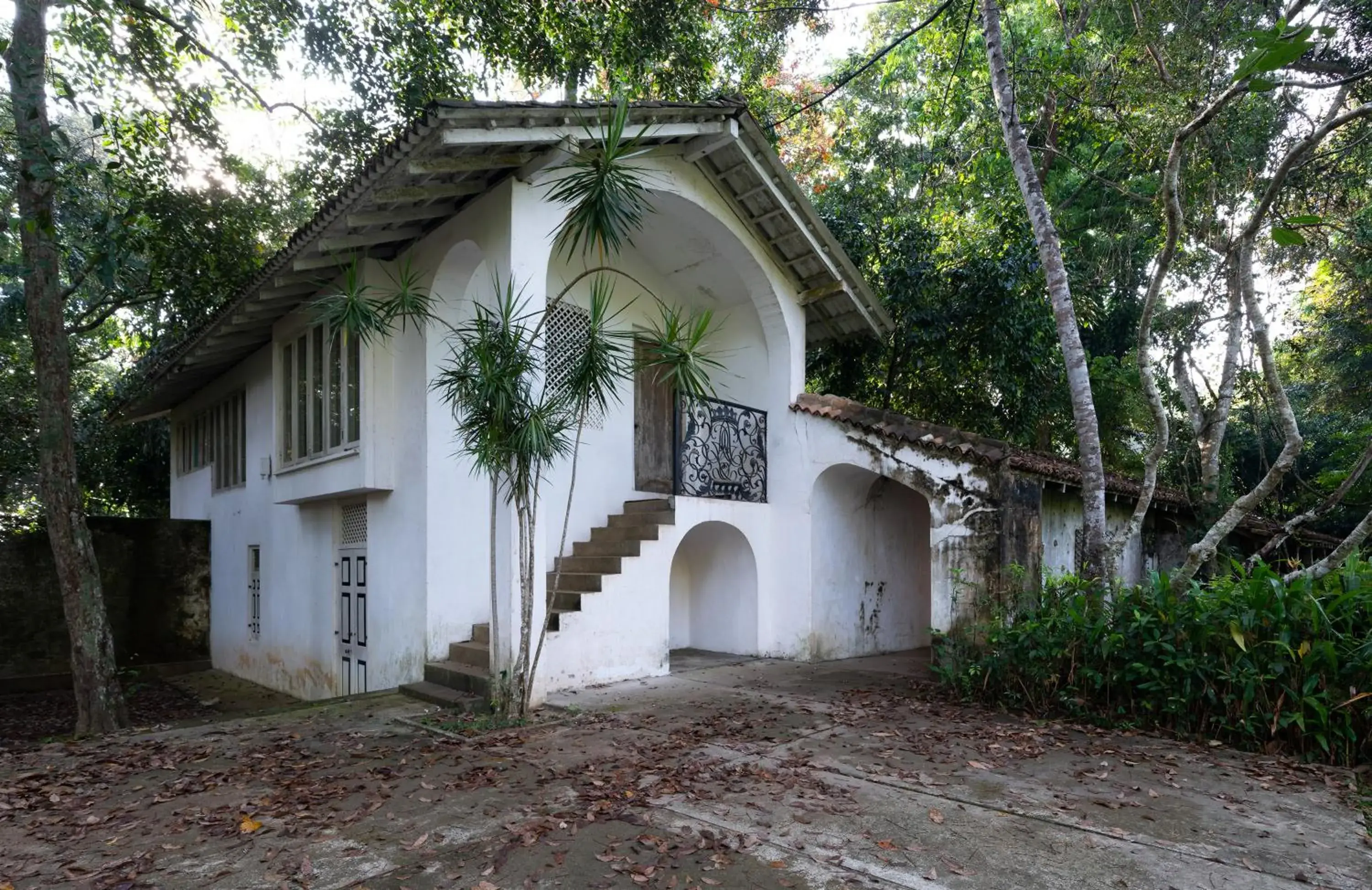 Gate House in Lunuganga Estate Gate House in Lunuganga Estate