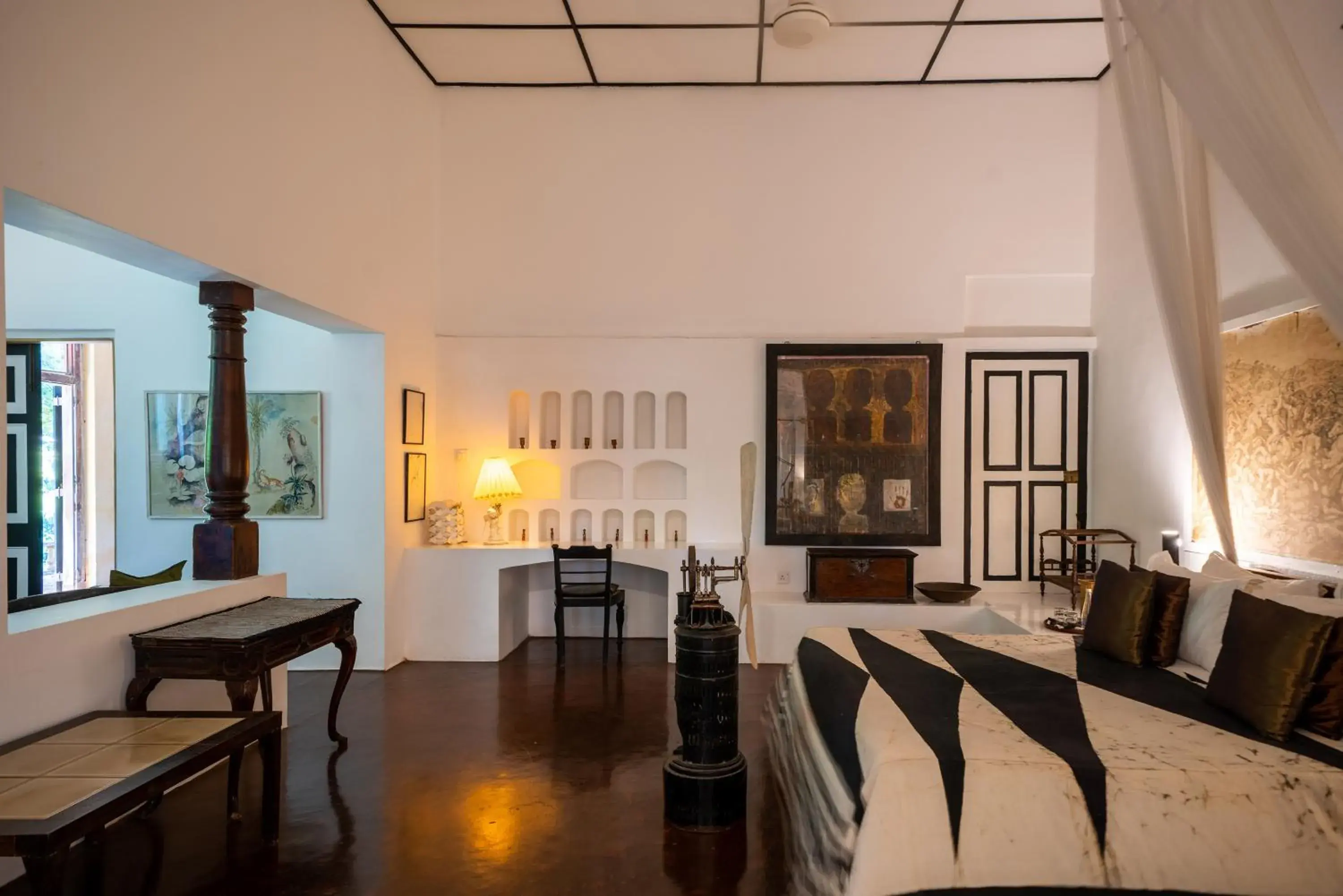 Main House Studio in Lunuganga Estate Main House Studio in Lunuganga Estate