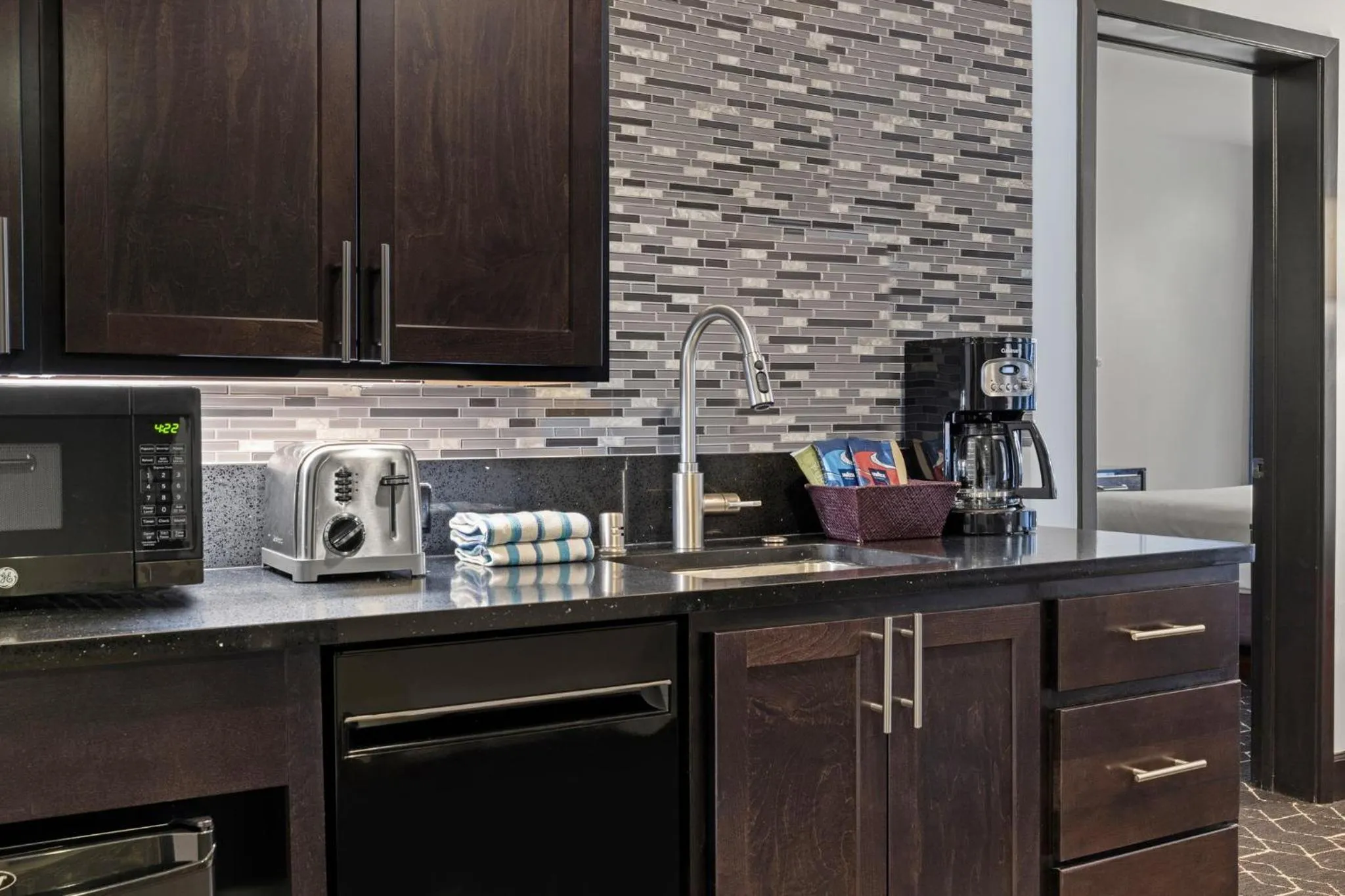 Kitchen or kitchenette in Club Wyndham Canterbury