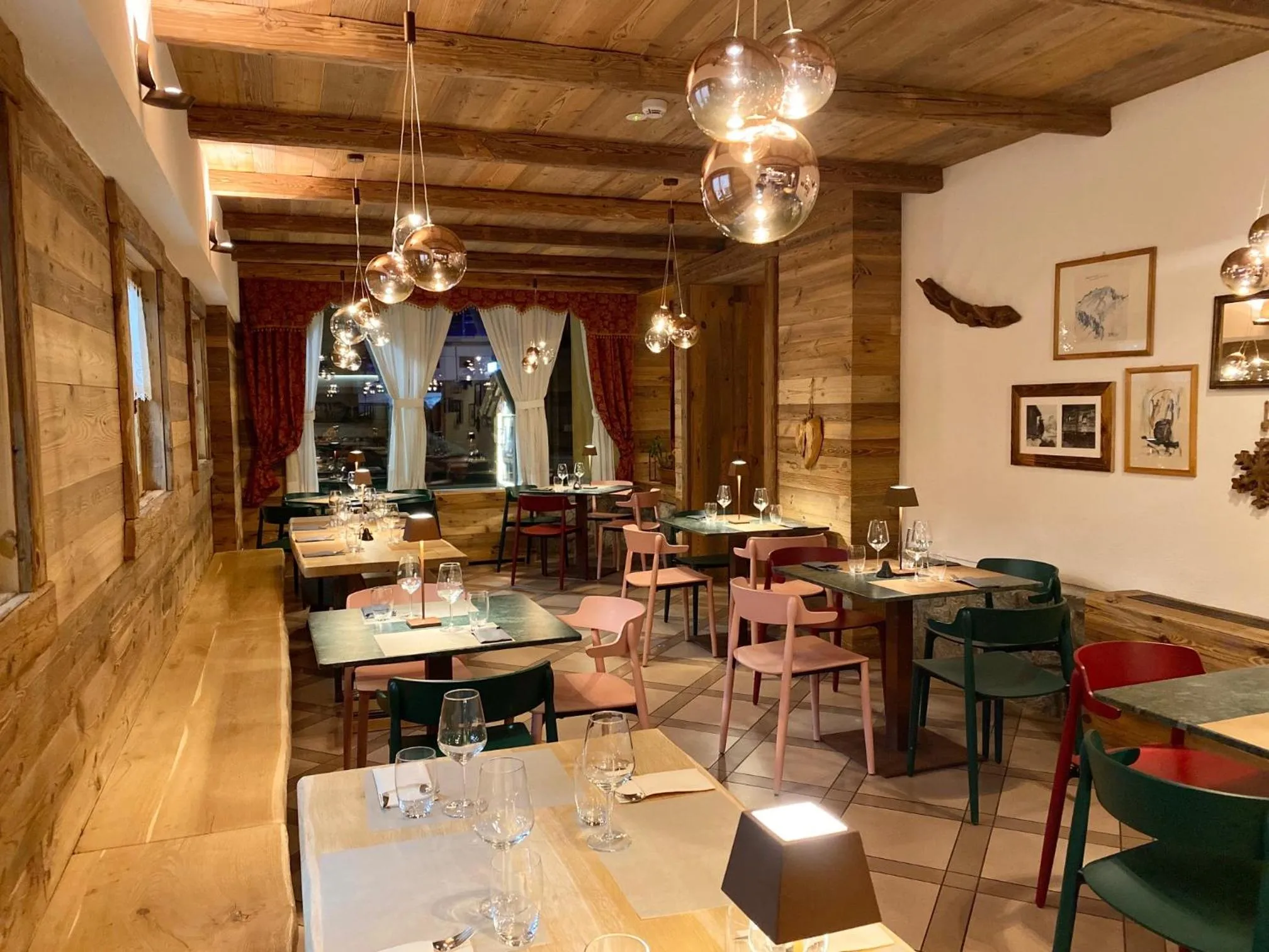 Restaurant/places to eat in Grand Hotel Miramonti