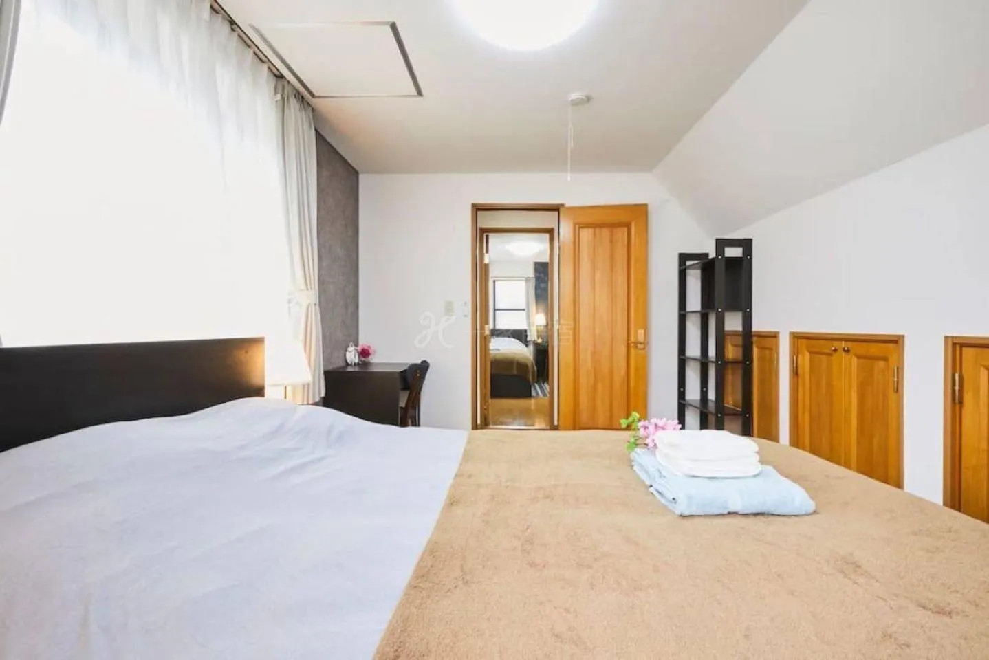 Photo of the whole room, Bed in Luxury Guest House in Tokyo Shinjuku