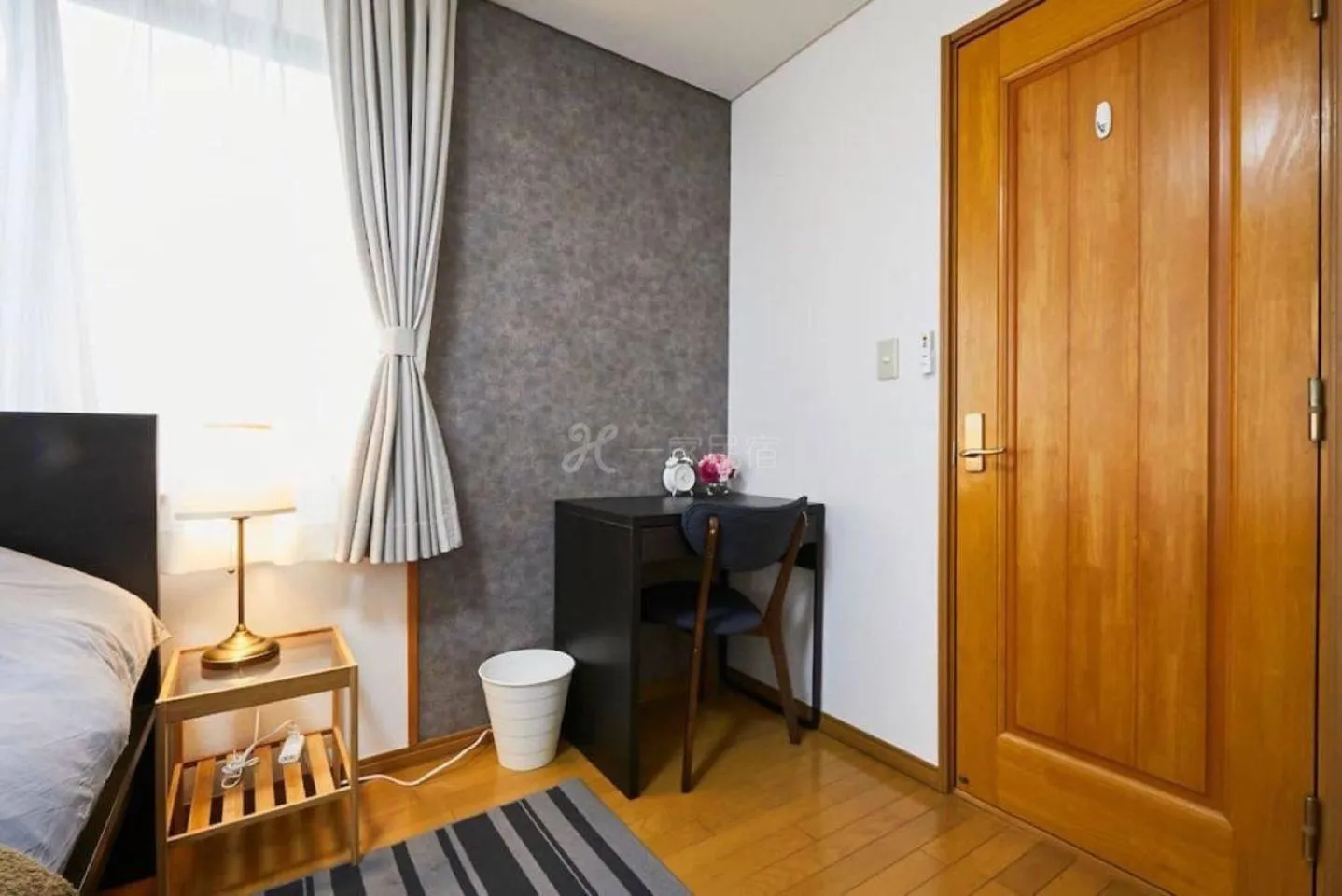 Photo of the whole room, Bed in Luxury Guest House in Tokyo Shinjuku